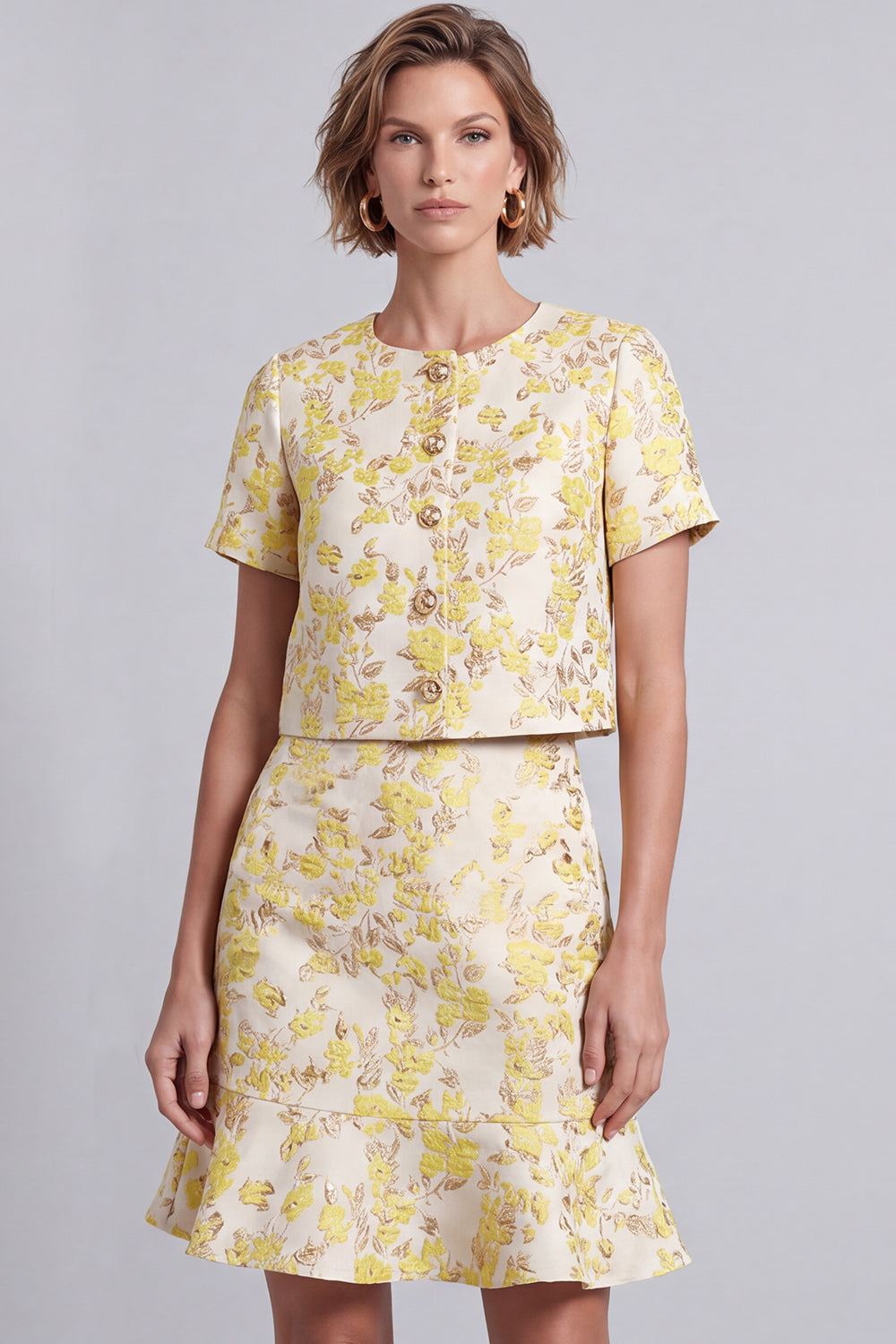 2 Piece Light Yellow Round Neck Jacquard Short Prom Suits