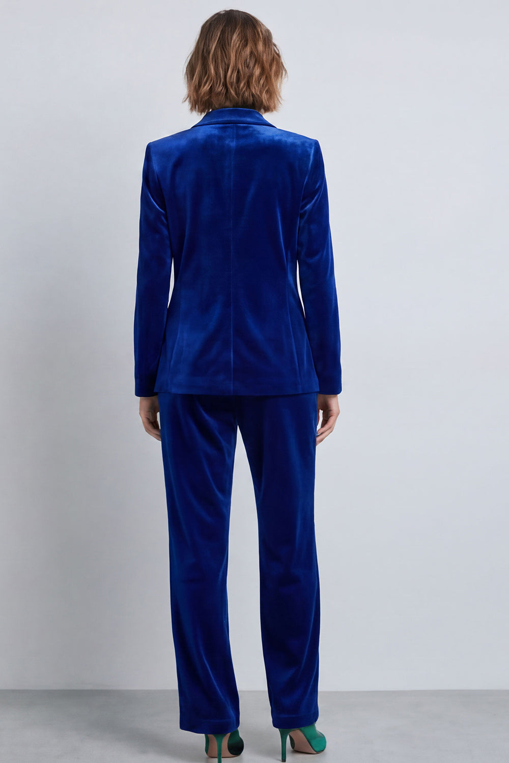 Royal Blue Velvet 2 Piece Peak Lapel Double Breasted Work Suits