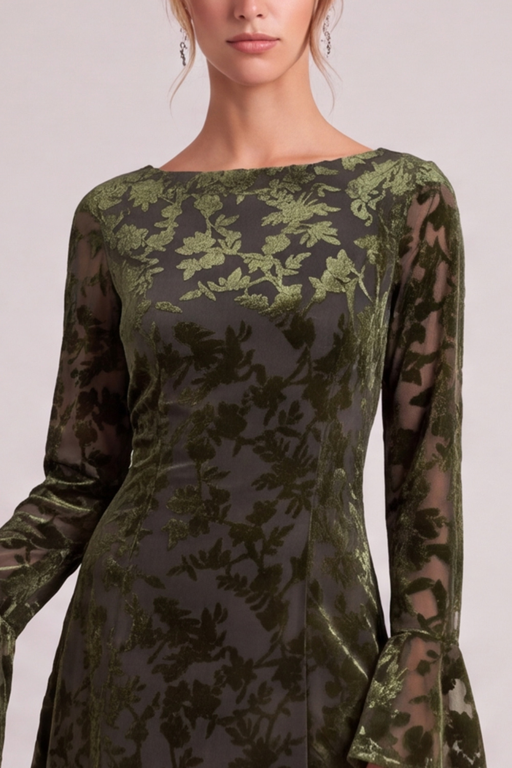 Olive A-Line Boat Neck Velvet Short Holiday Dress