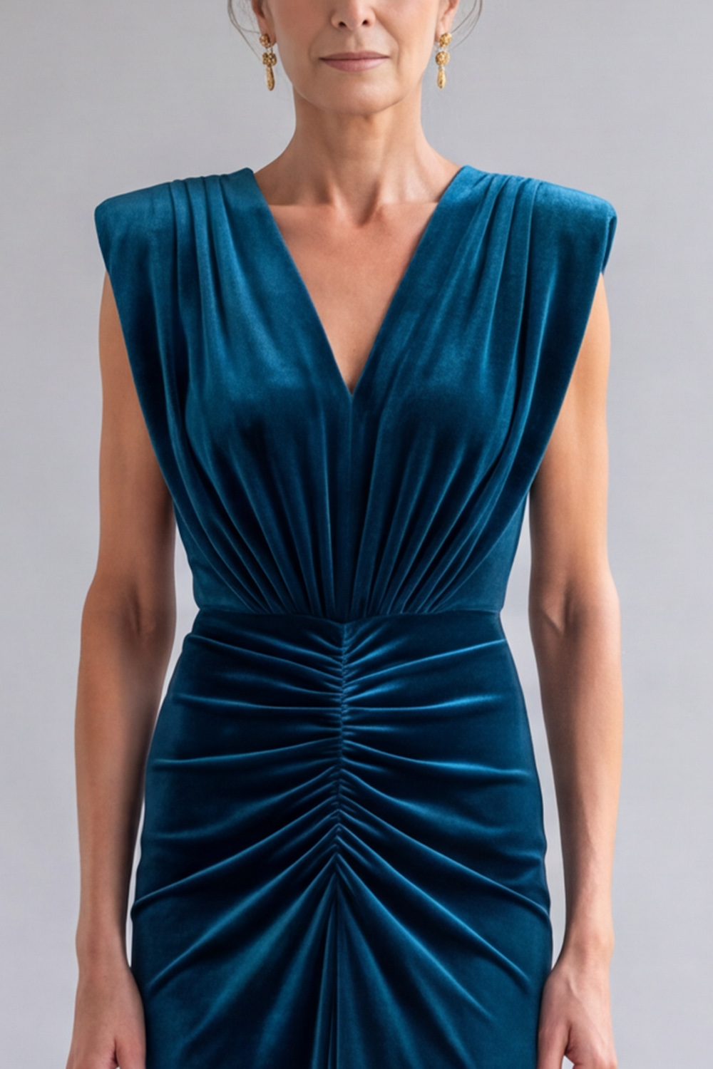 Peacock Blue Velvet Sheath V-Neck Ruched Long Mother of the Bride Dress
