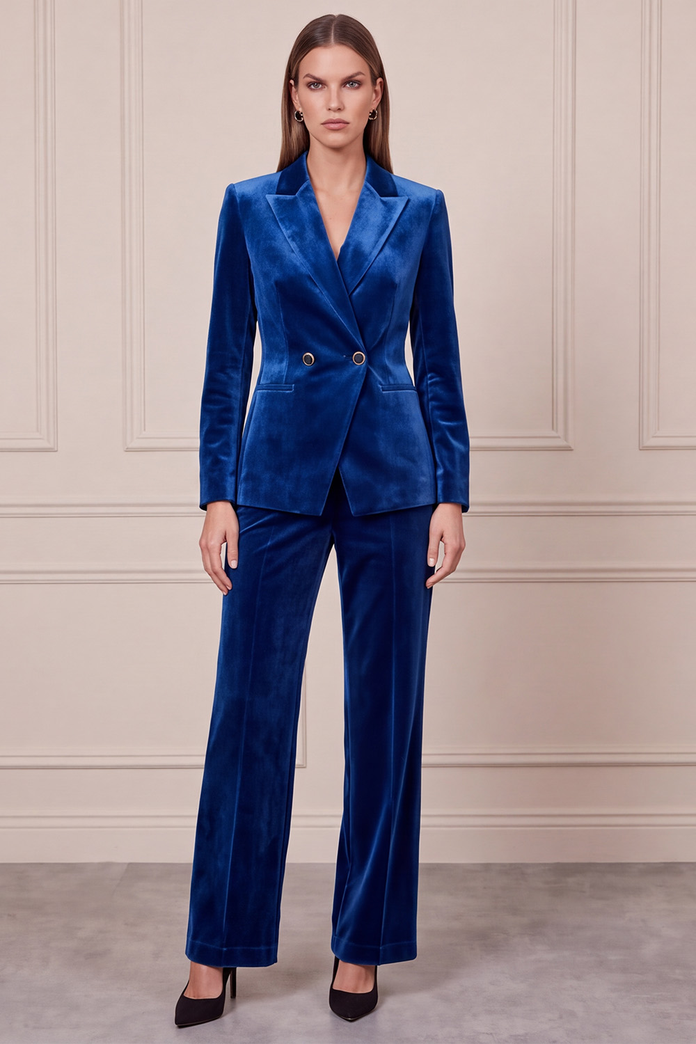 Velvet Royal Blue Two Piece Double Breasted Peak Lapel Business Suits