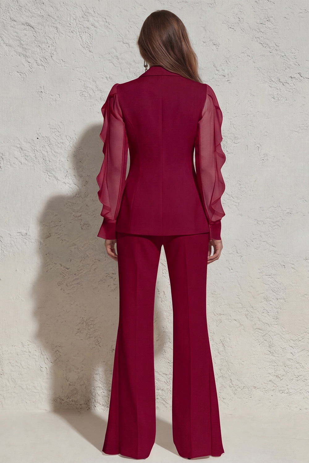 2 Piece White Ruffled Notched Lapel Business Suits with Pockets