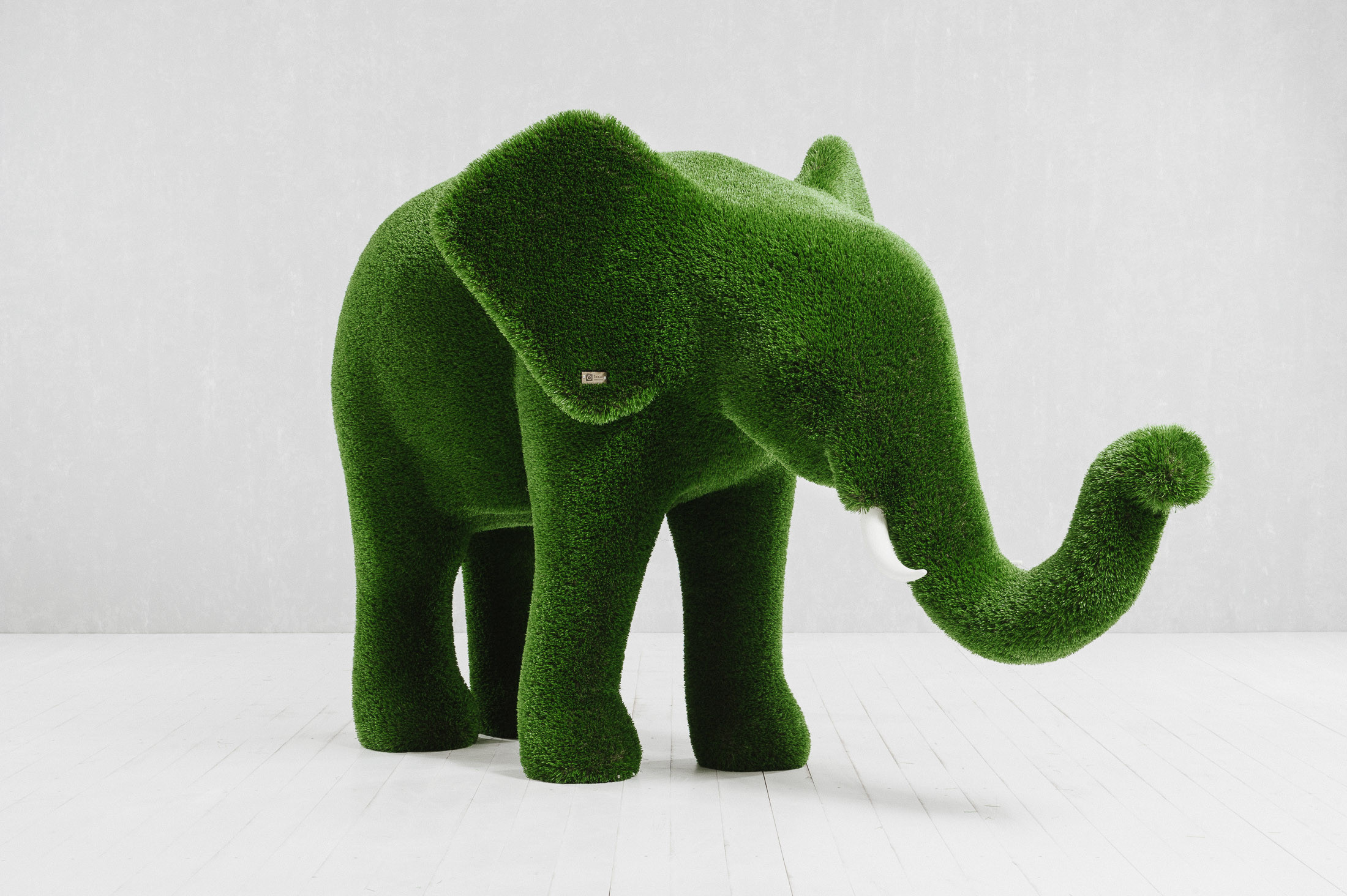 Outdoor Artificial Turf Animals - Elephant