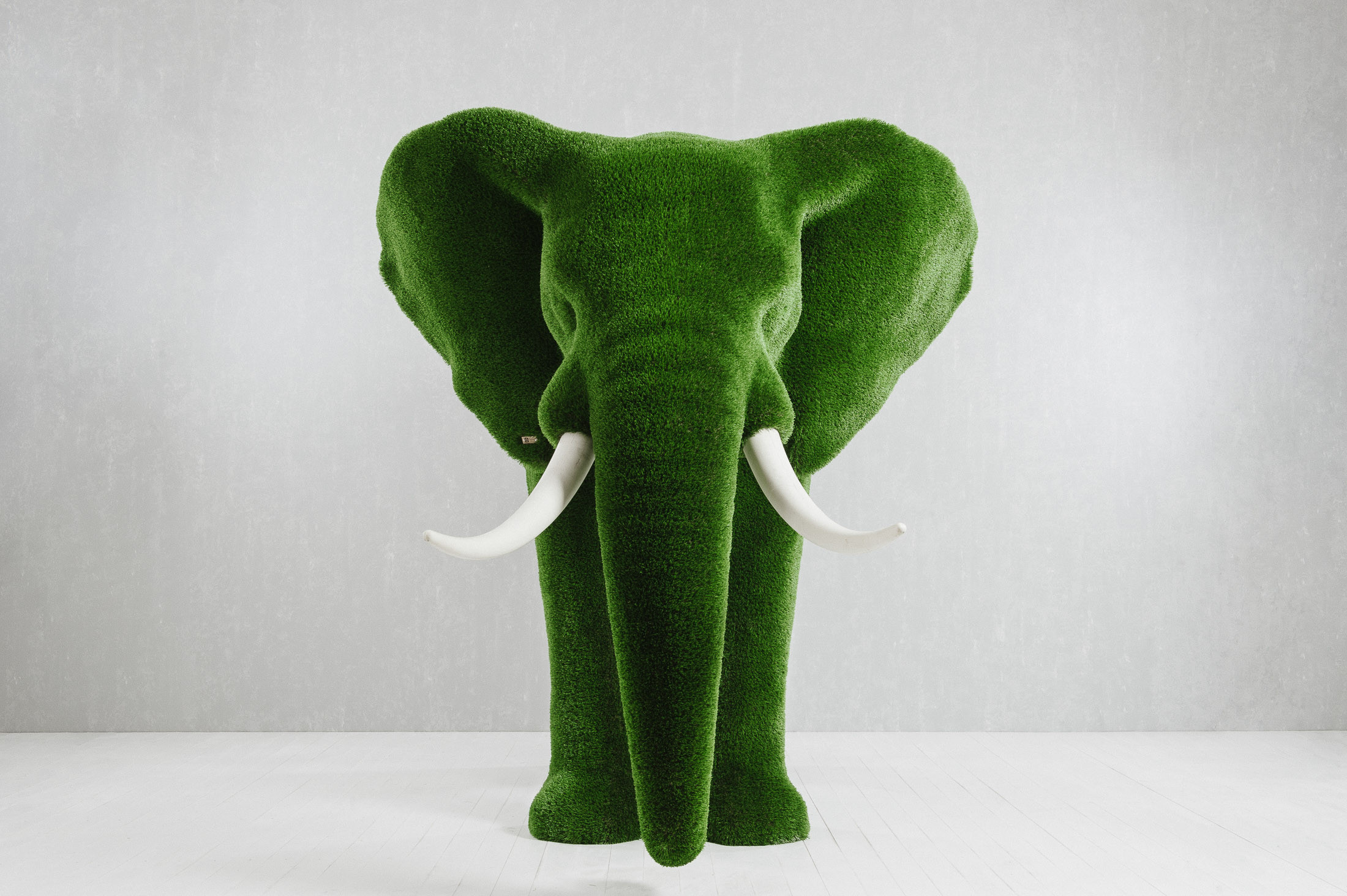Outdoor Artificial Turf Animals - Elephant