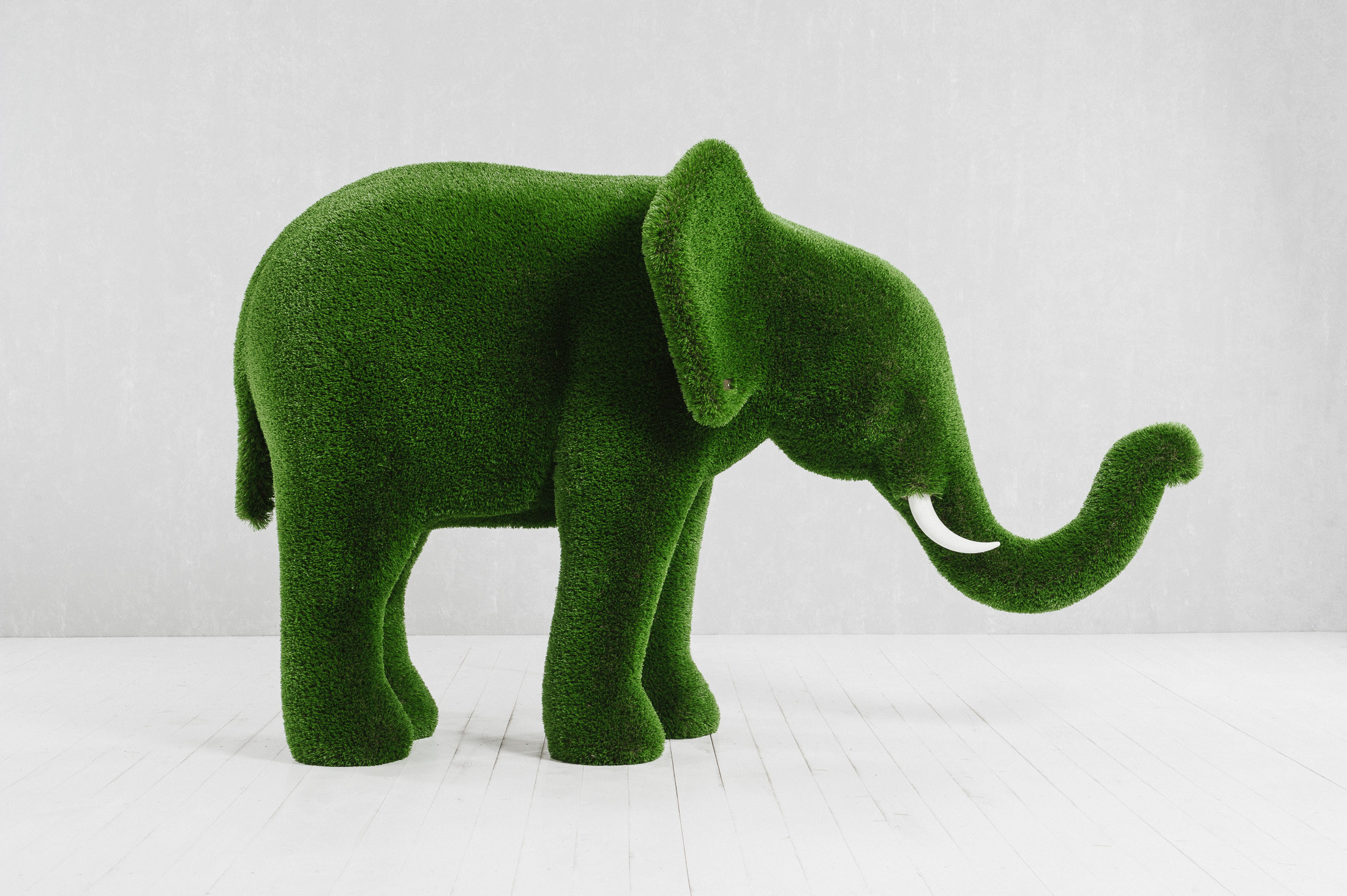 Outdoor Artificial Turf Animals - Elephant