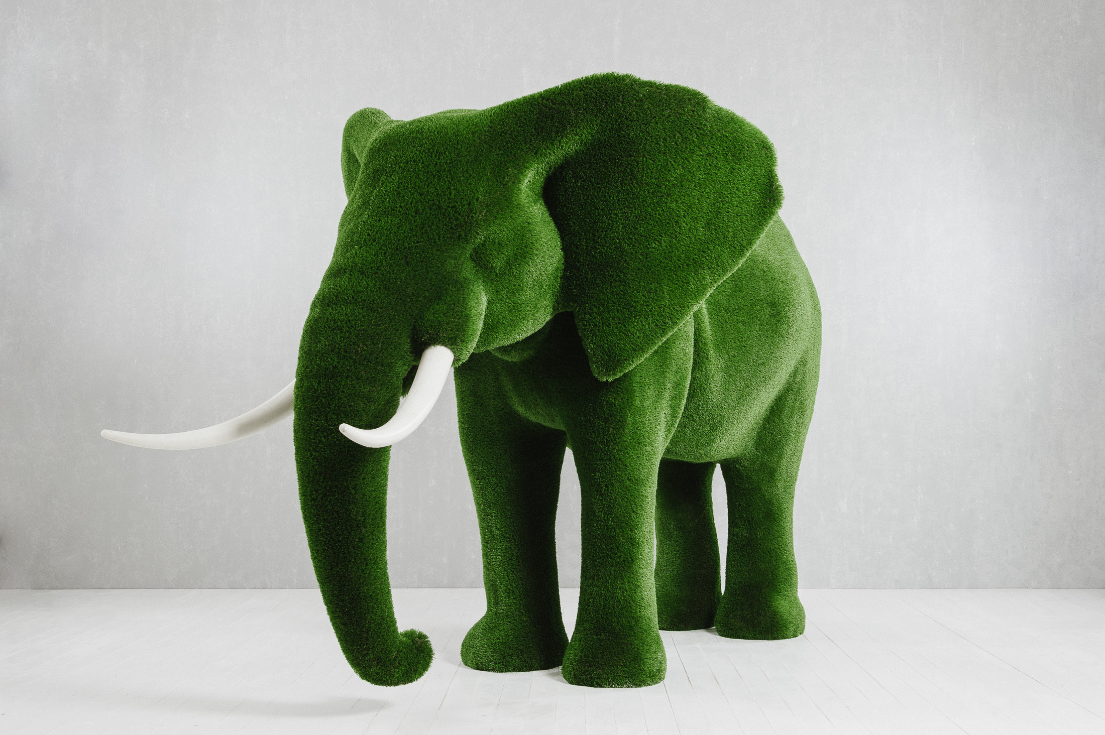 Outdoor Artificial Turf Animals - Elephant