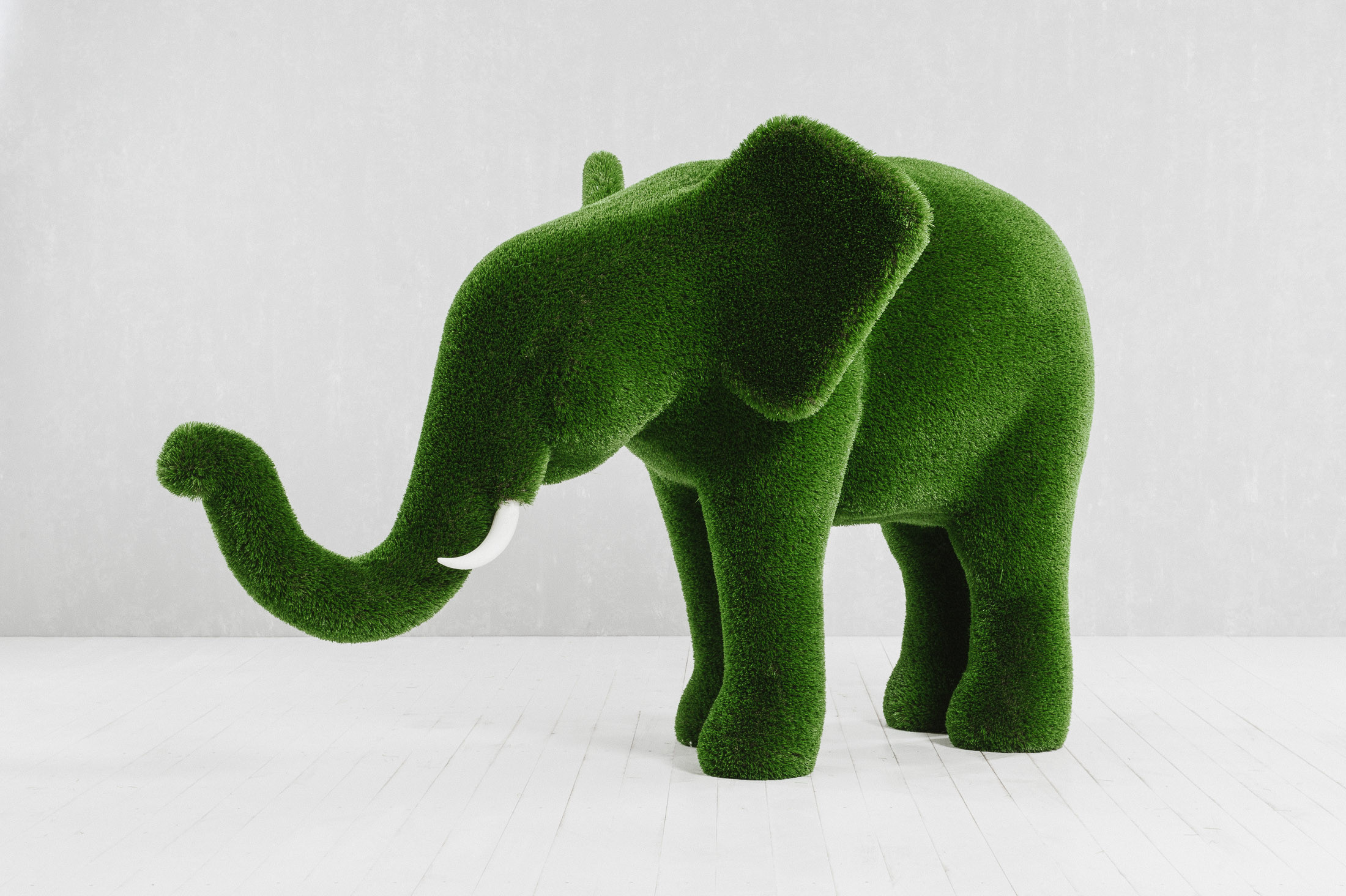 Outdoor Artificial Turf Animals - Elephant