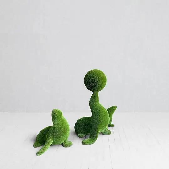 Outdoor Artificial Turf Animals - Sea Lion With A Ball