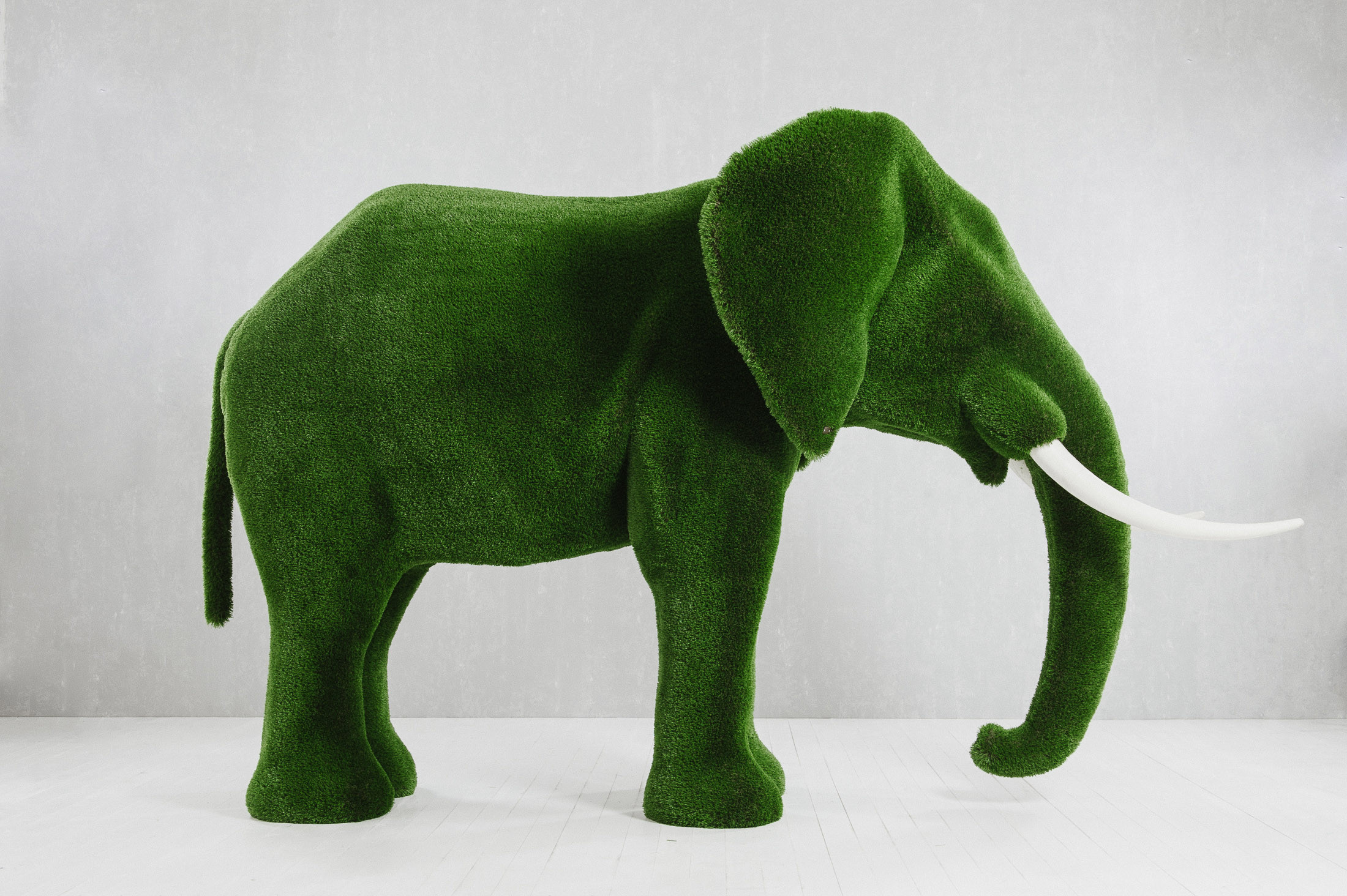 Outdoor Artificial Turf Animals - Elephant