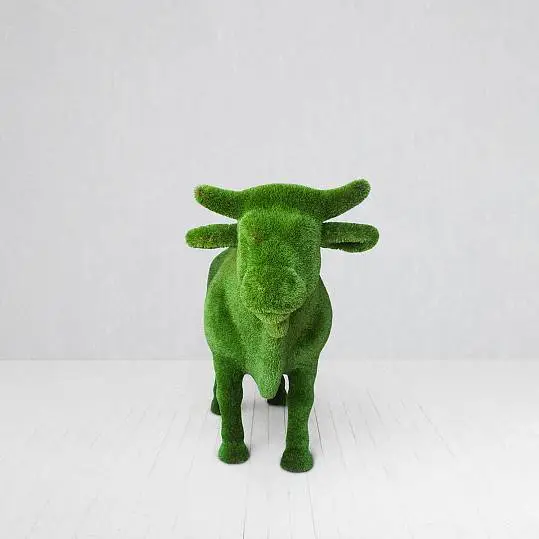 Outdoor Artificial Turf Animals - Black Angus Bull