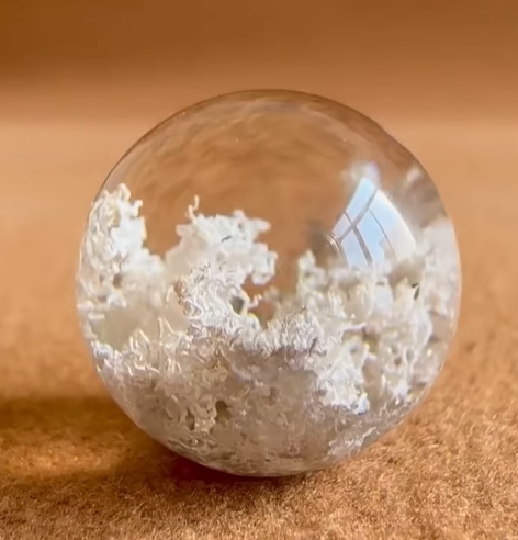 Spheres - Stlye Five - Christmas White