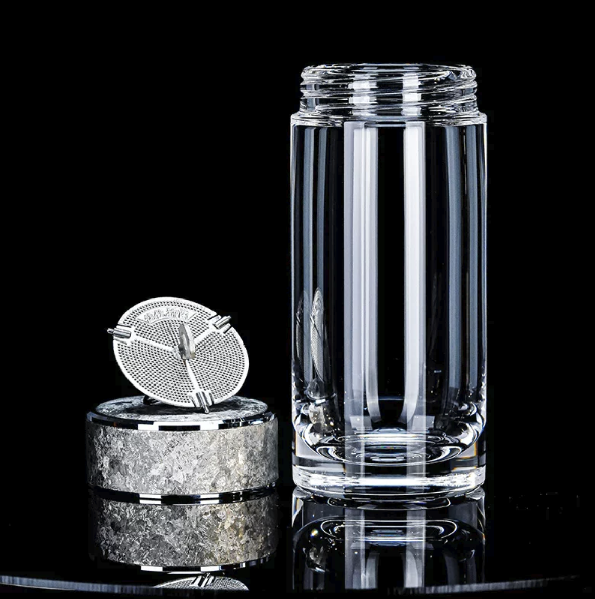 Luxury Crystal Tea Tumbler with Titanium Lid | Heat-Resistant Portable Travel Mug with Tea Infuser