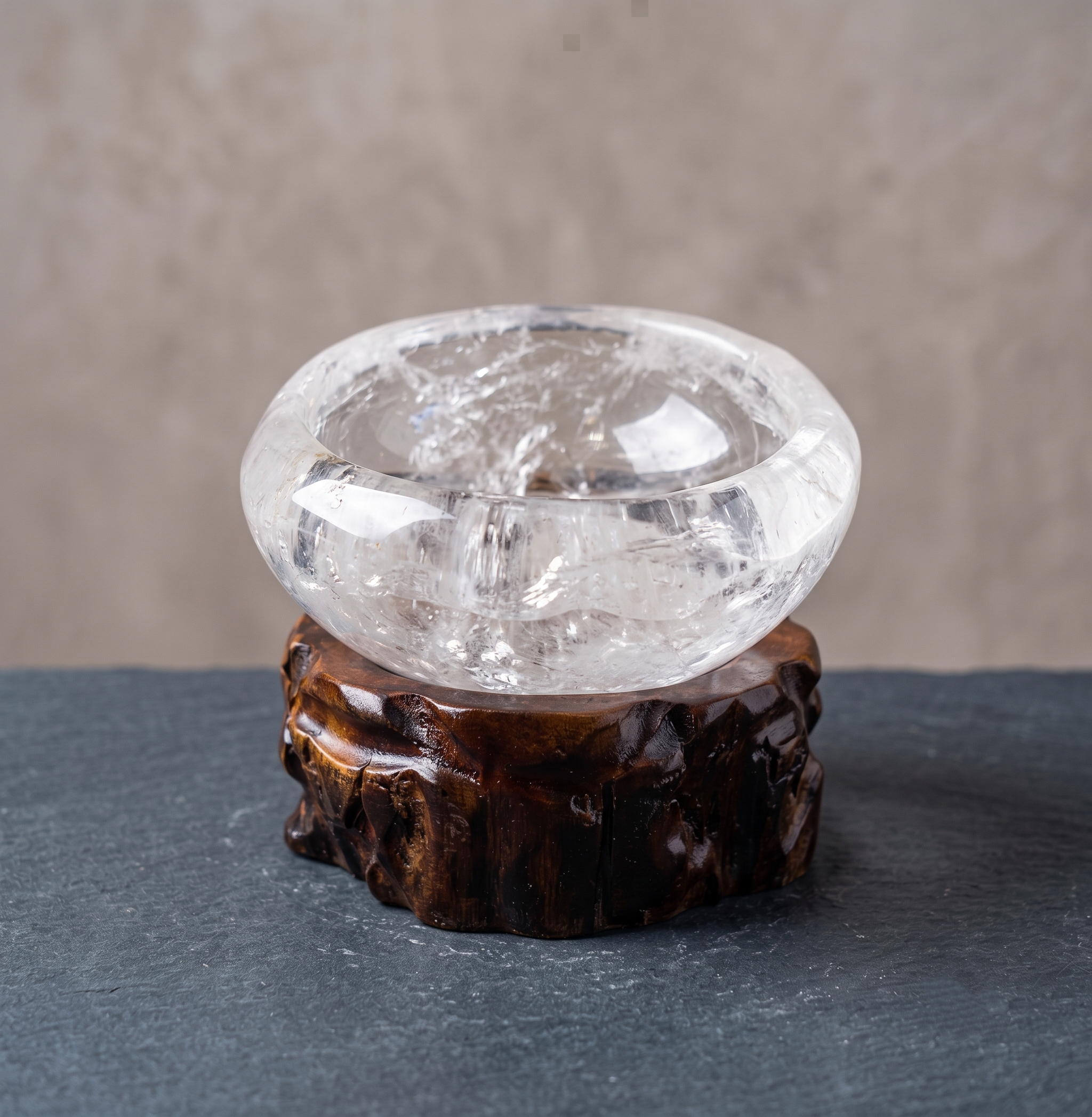Natural Raw Crystal Bowl with Wooden Stand - Handcrafted Clear Quartz Decorative Catchall & Storage Basin, High-End Luxury Home Decor & Exquisite Gift