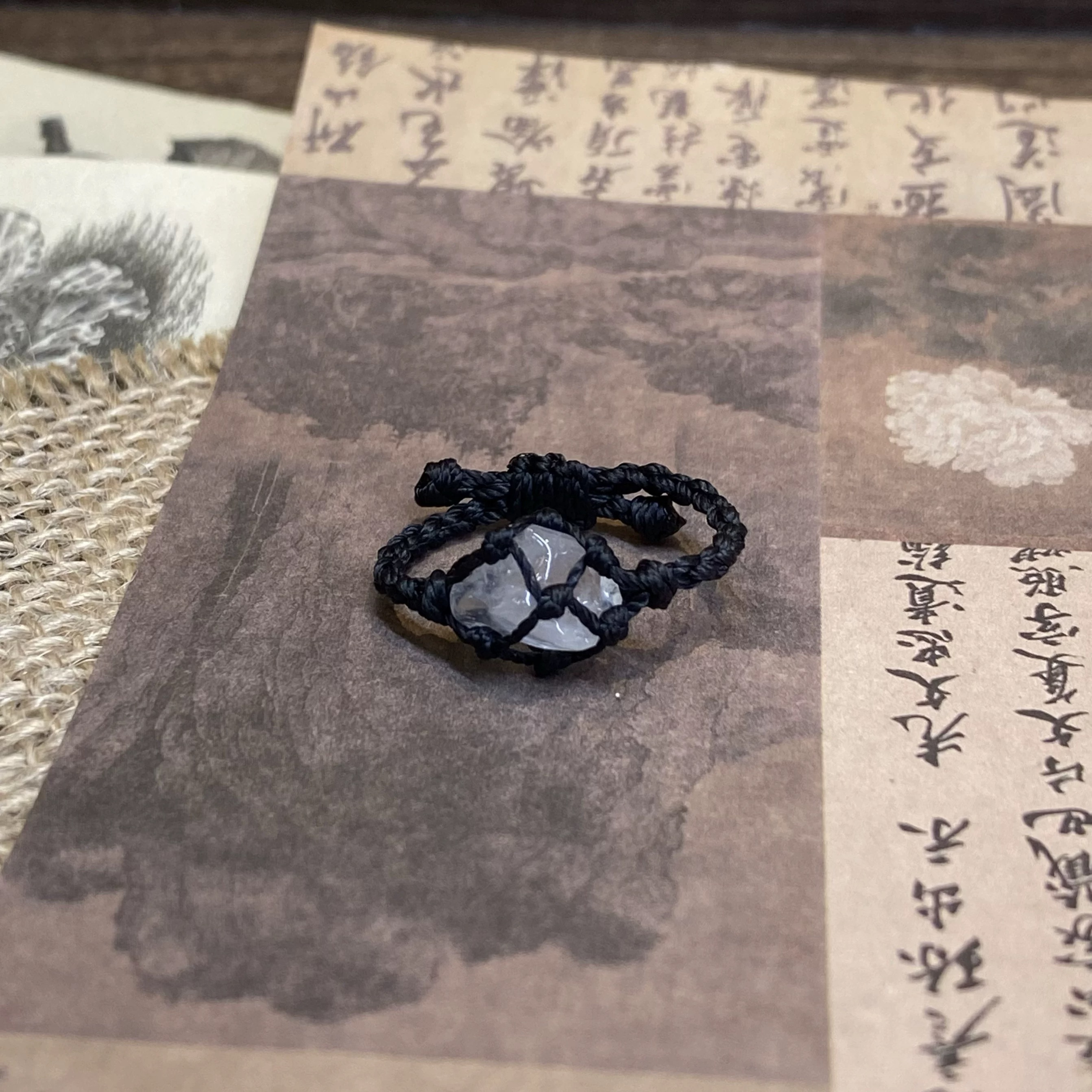 Handwoven Natural Crystal Macramé Ring – Gray Net Pouch Style