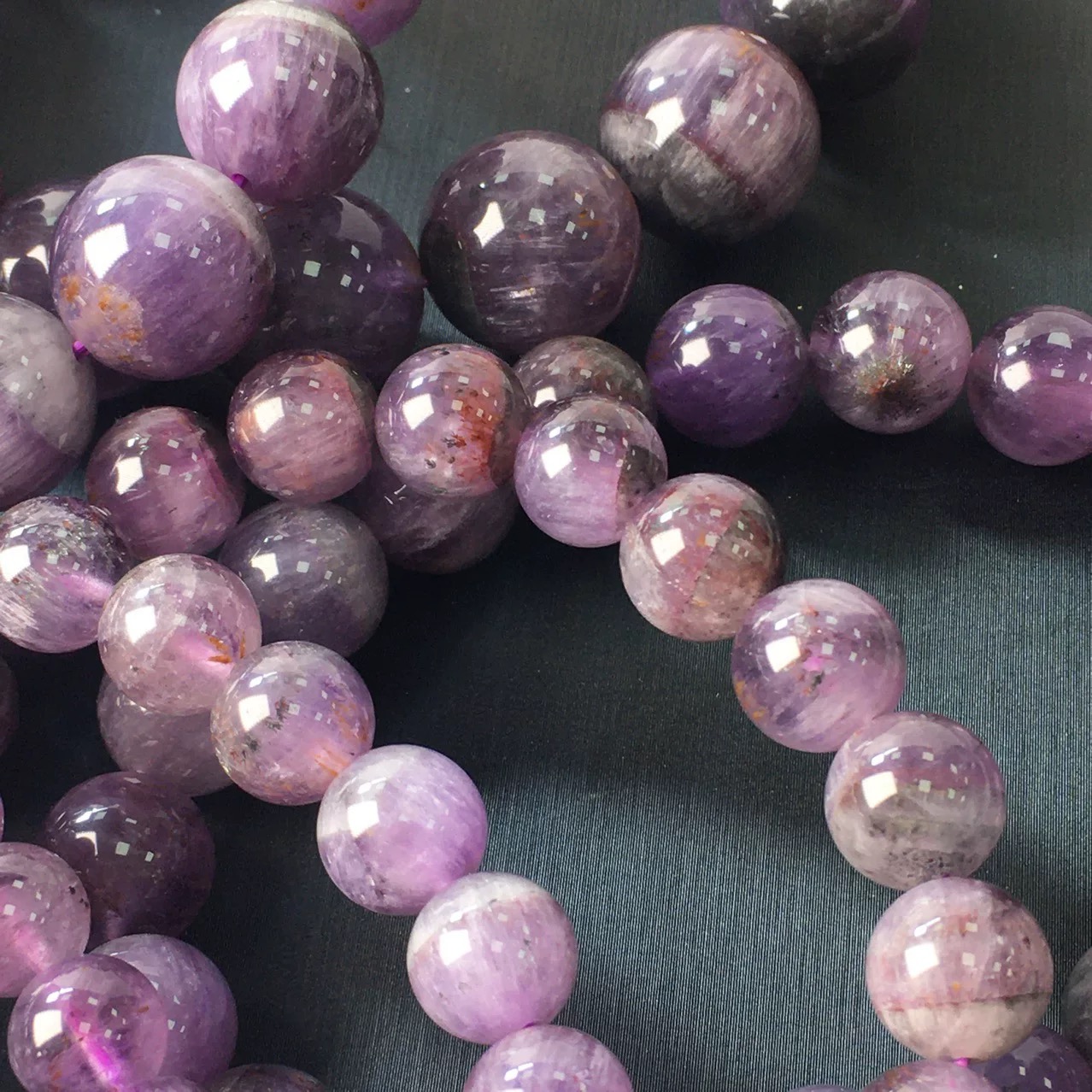 Healing Amethyst Gemstone Bracelet – Peace & Protection