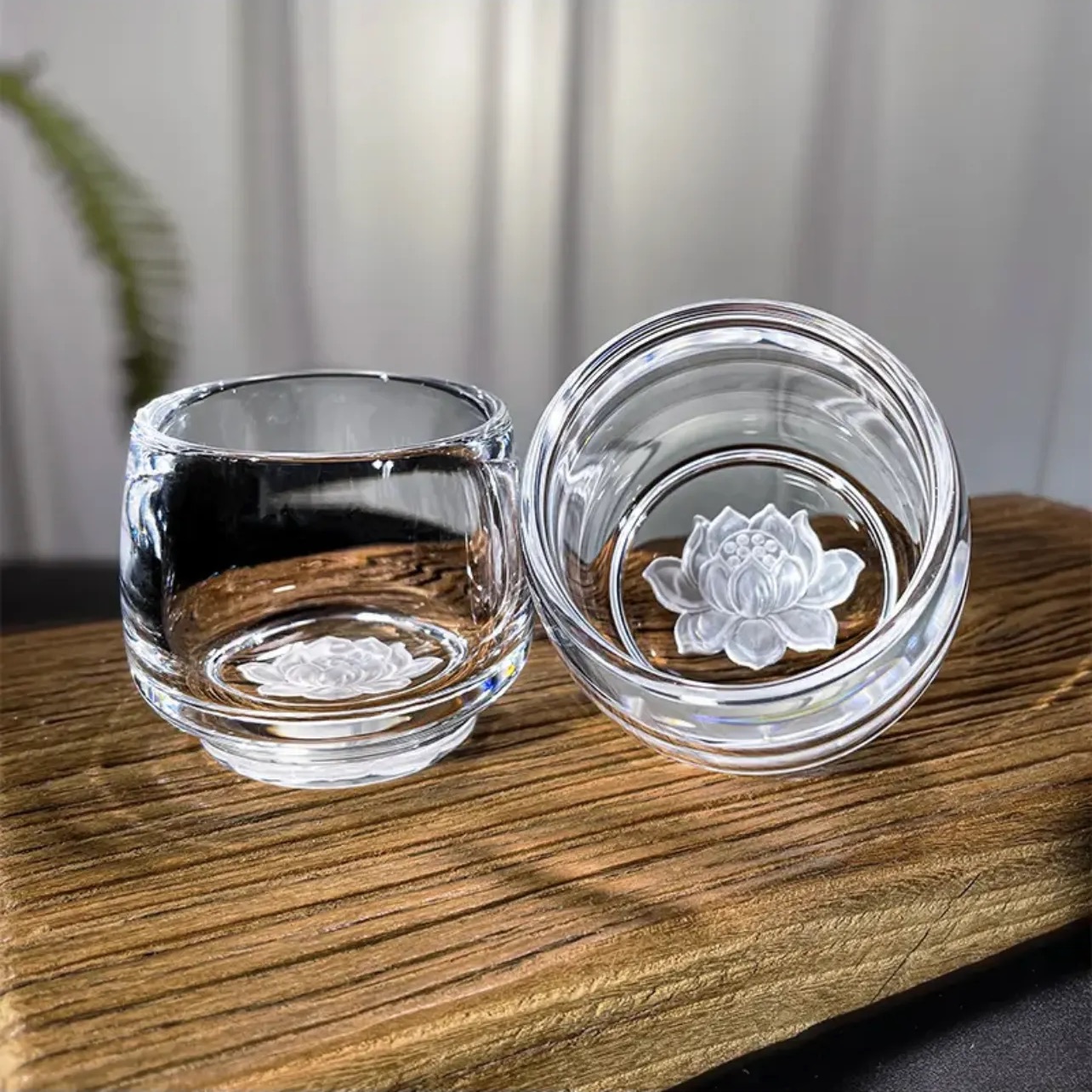 Crystaltells Handmade Natural Quartz Crystal Glass Hand Carved Lotus 90ml Gift Package
