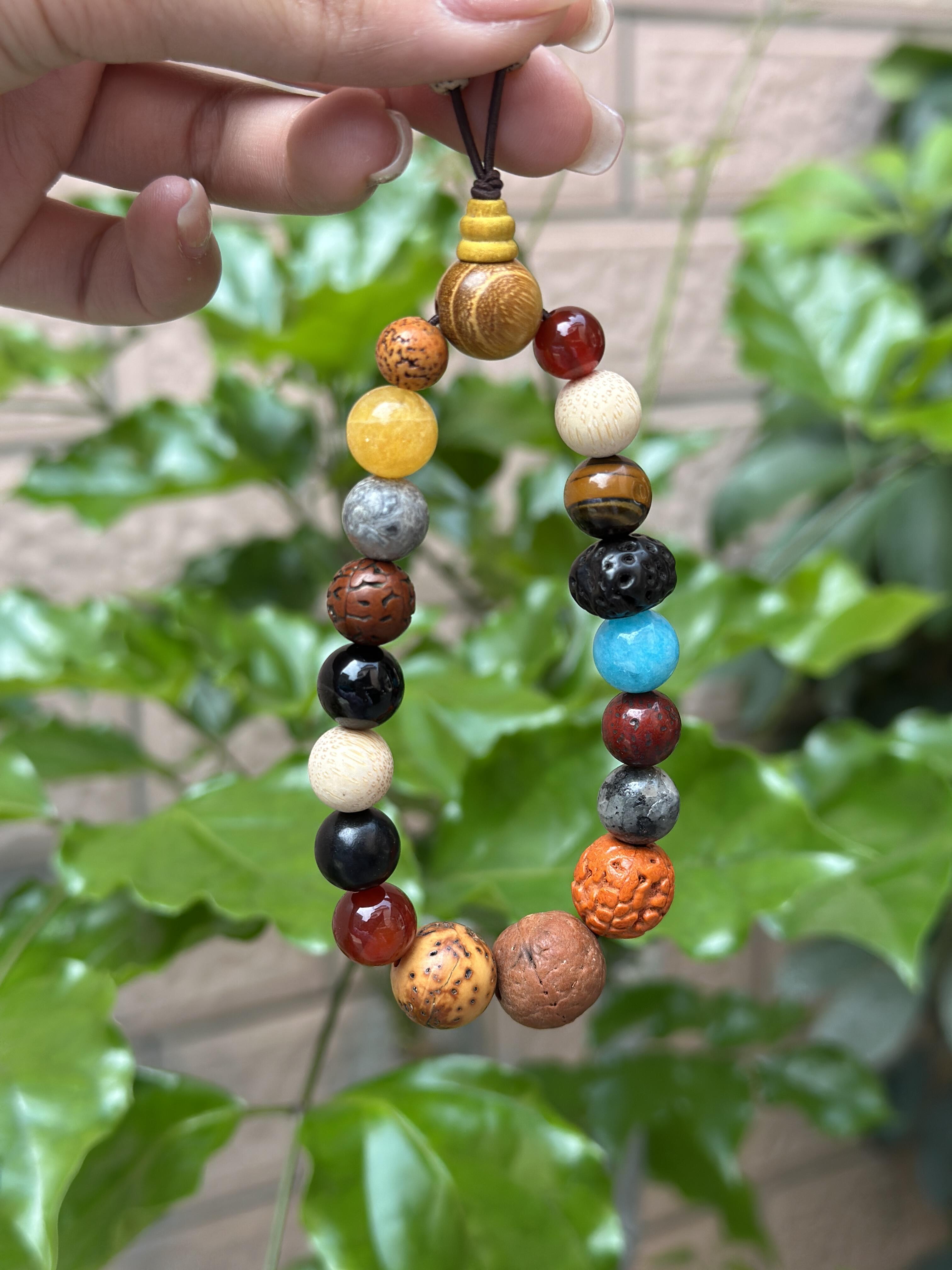 Bodhi & Crystal Prayer Bead Bracelet – 18 Beads