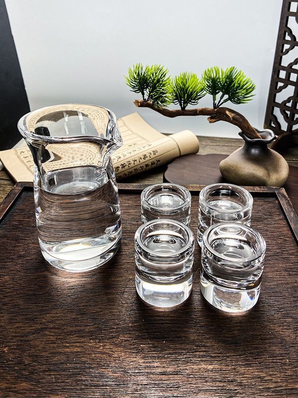 Natural Crystal Decanter & Glass Set — Handcrafted Gemstone Barware Collection