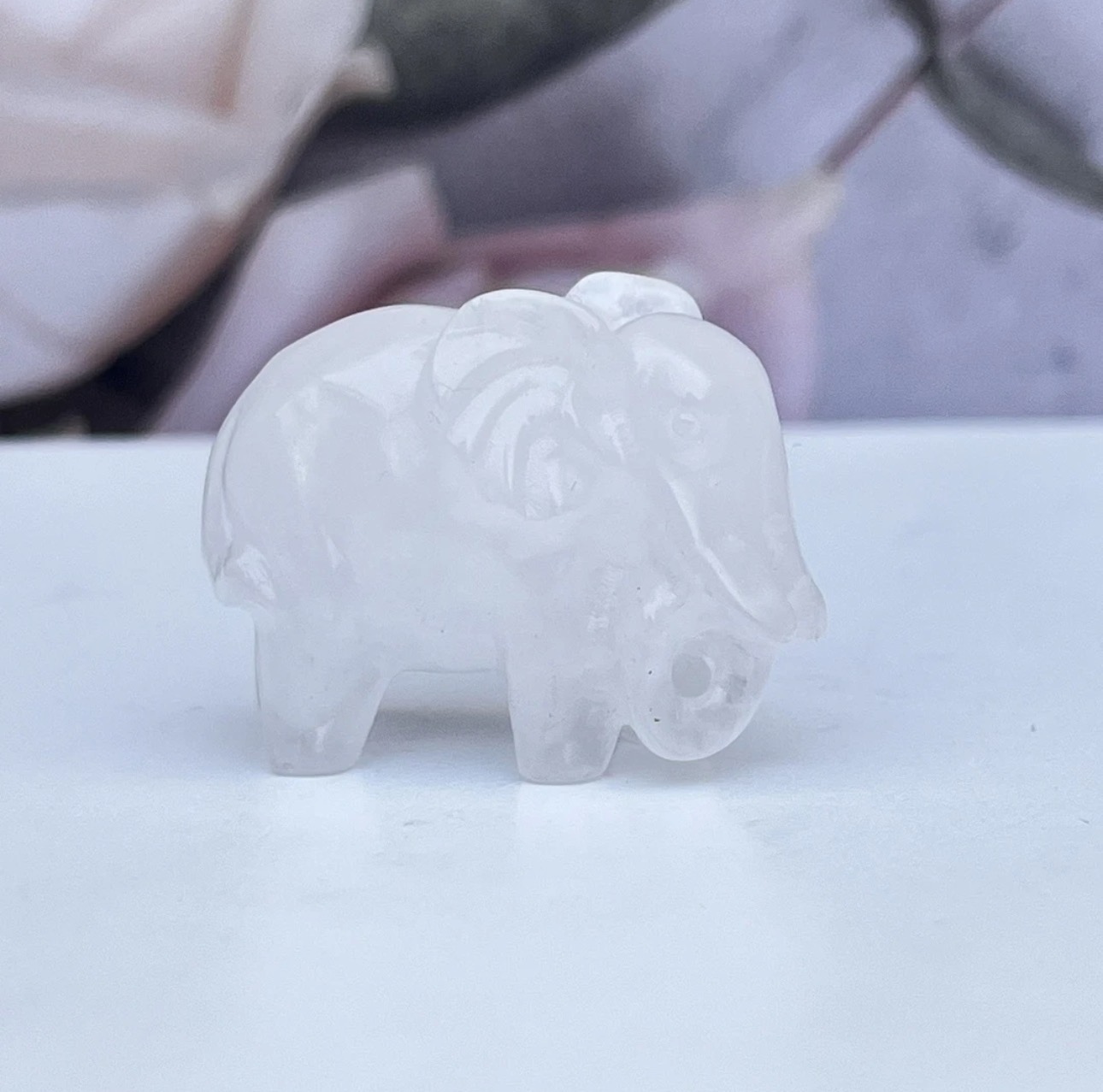 Natural Crystal Elephant Figurine - Hand-Carved Gemstone Lucky Elephant Ornament for Healing & Home Decor