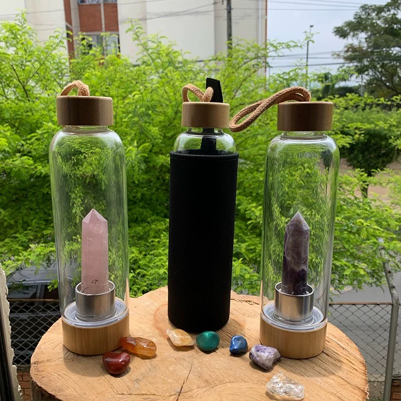 Natural Crystal Energy Elixir Water Bottle – Raw Crystal Point Infused, Bamboo Lid, Large Capacity, Heat-Resistant & Portable with Handle