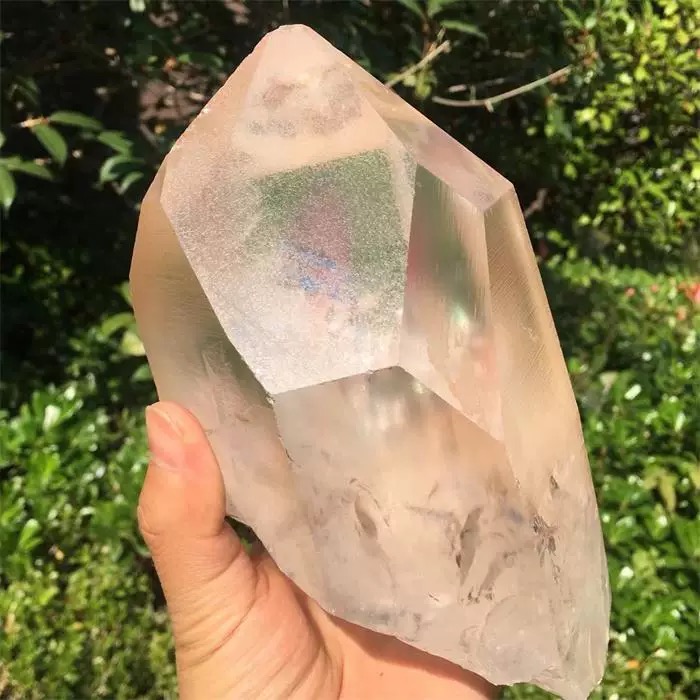 Rare Natural Clear Quartz Point with Growth Striations – High-Clarity Crystal Obelisk for Healing & Meditation