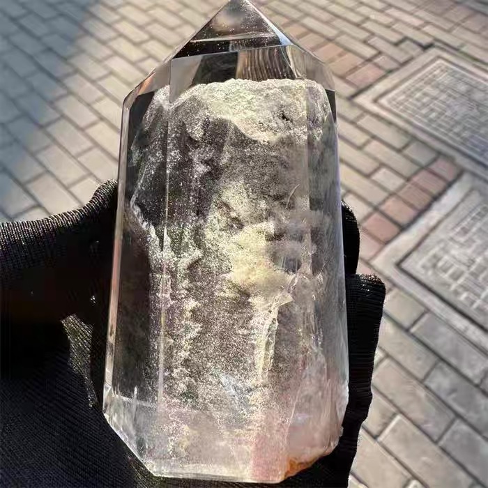 Natural White Quartz Tower – Negative Energy Neutralizer & Focus Enhancer for Workspace