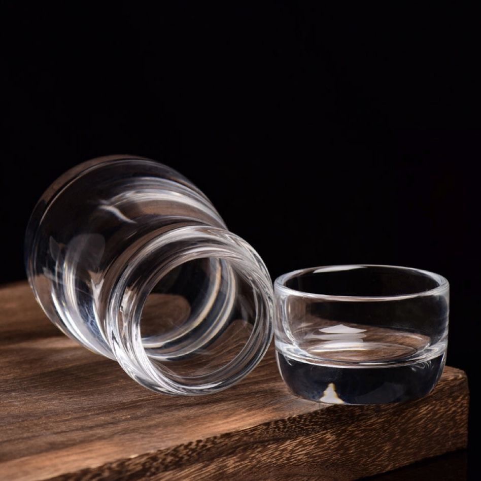 Natural Raw Crystal Water Cup with Lid – Handcrafted Energy-Infused Tumbler