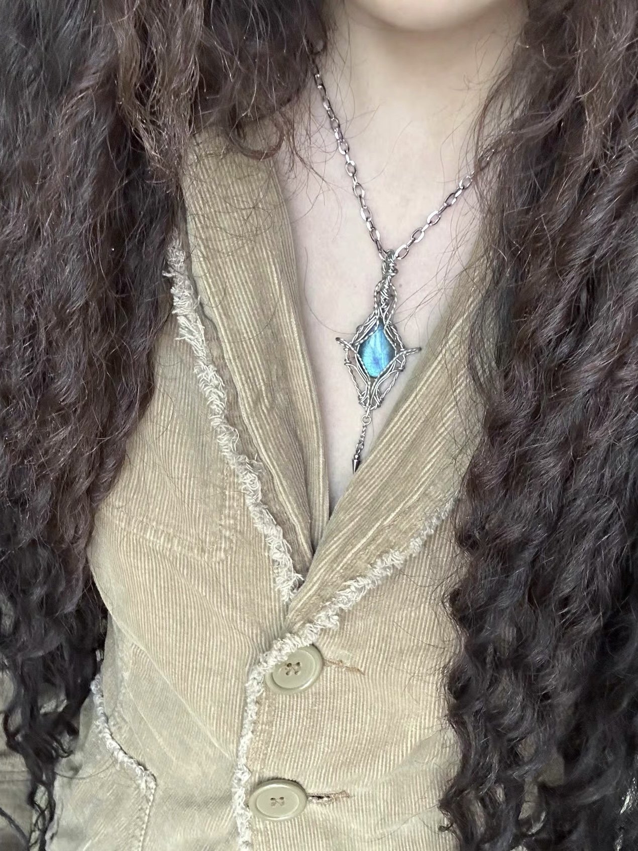 Vintage Wire-Wrapped Raw Labradorite Crystal Stone Pendant Necklace