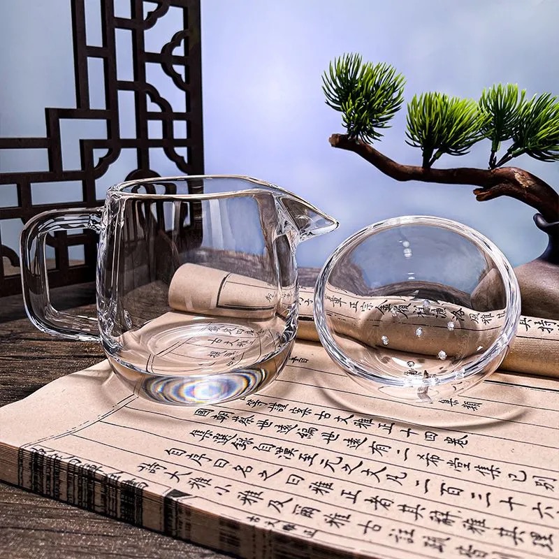 Crystal Infused Glass Tea Mug with Removable Infuser – Elegant Feng Shui Healing Crystal Design for Home & Office