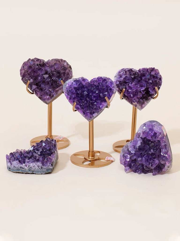 Natural Heart-Shaped Amethyst Cluster – Hand-Carved Purple Quartz Geode for Healing Decor, Home Office Aesthetic & Spiritual Gift