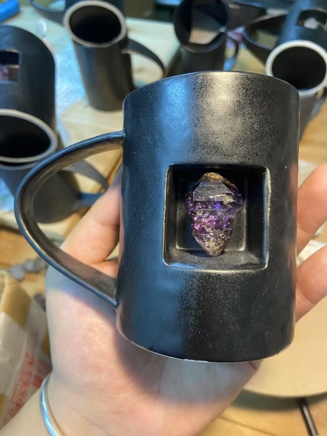 Raw Crystal & Ceramic Mug – A Perfect Fusion of Nature and Craftsmanship