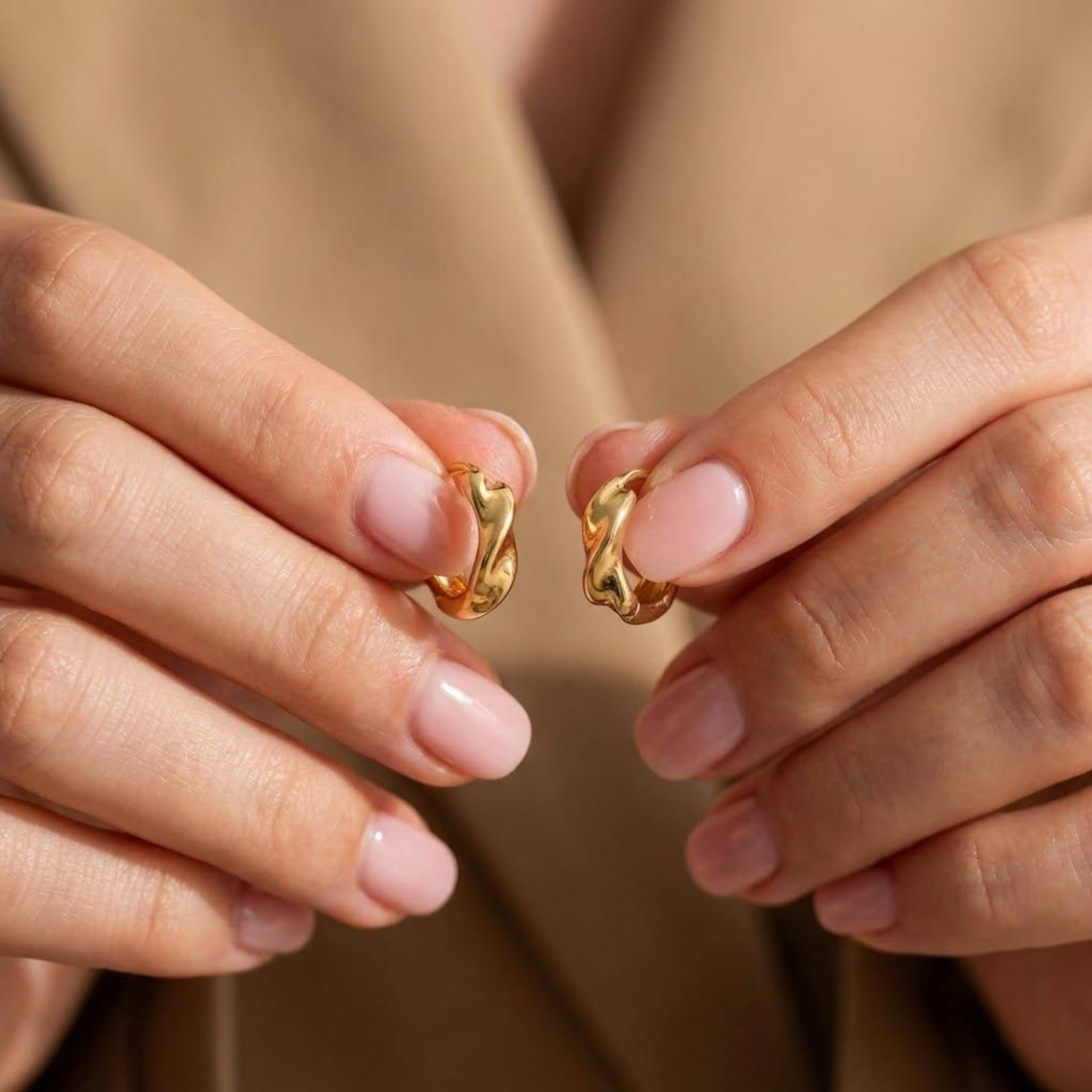 Chunky Twisted Hoops (2 PCS)