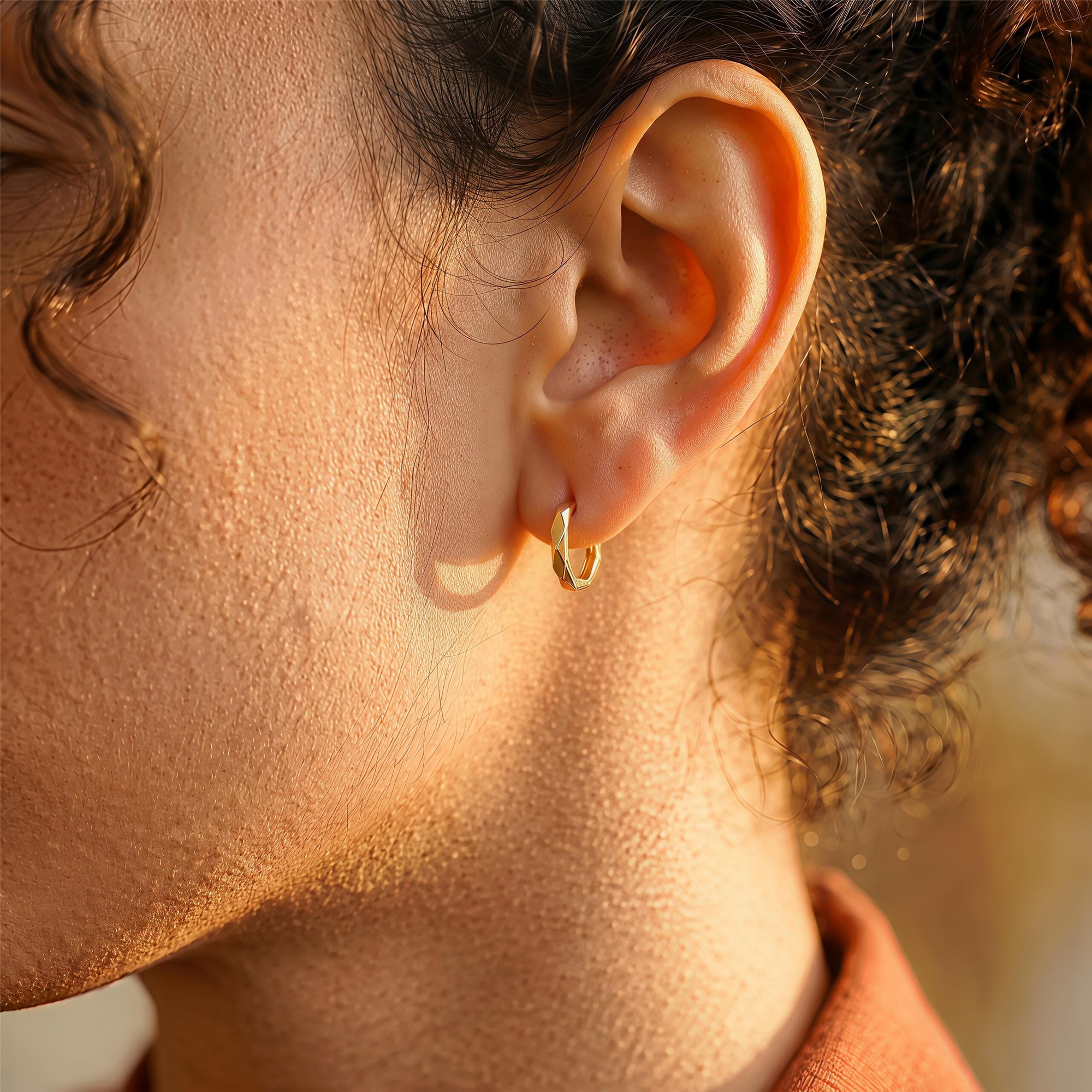Geometric Hoop Earrings — Clean Lines with Everyday Shine