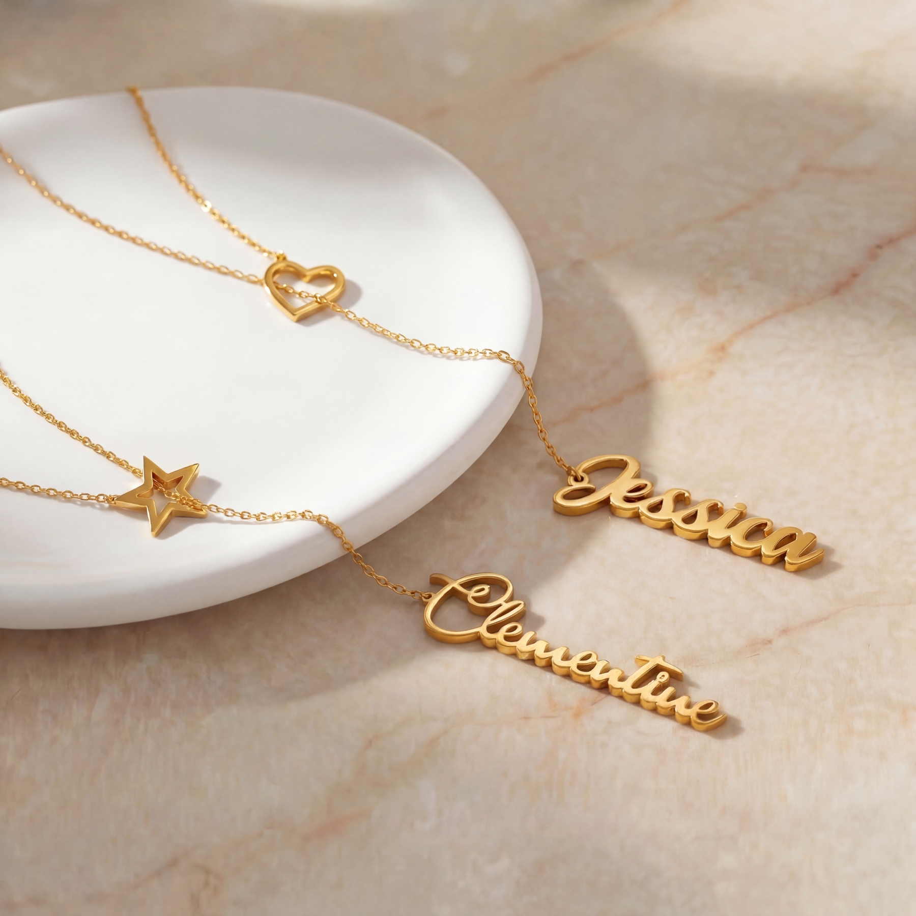 Personalized Fashionable Name Necklace