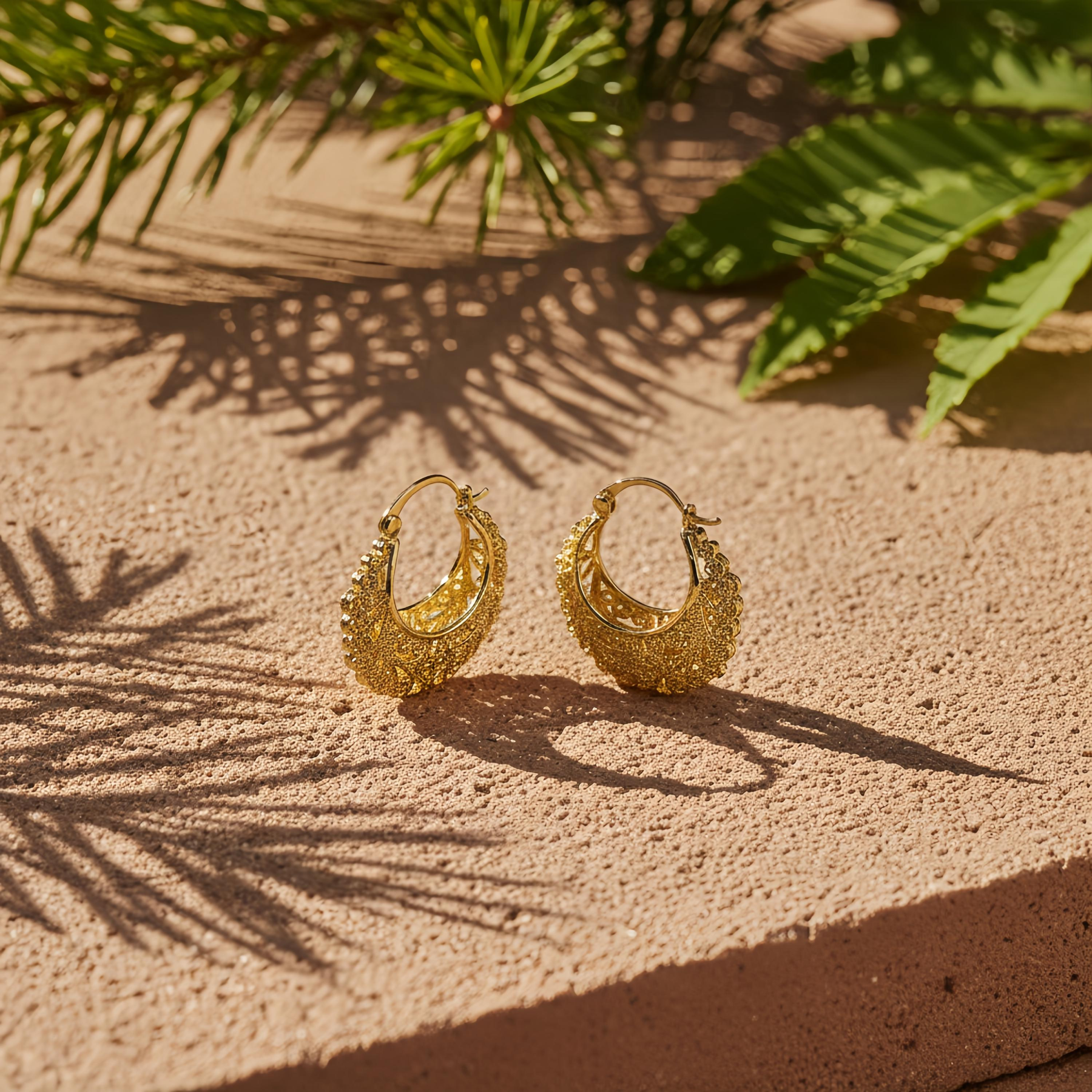 Filigree Hollow Earrings — Vintage Grace in Every Detail