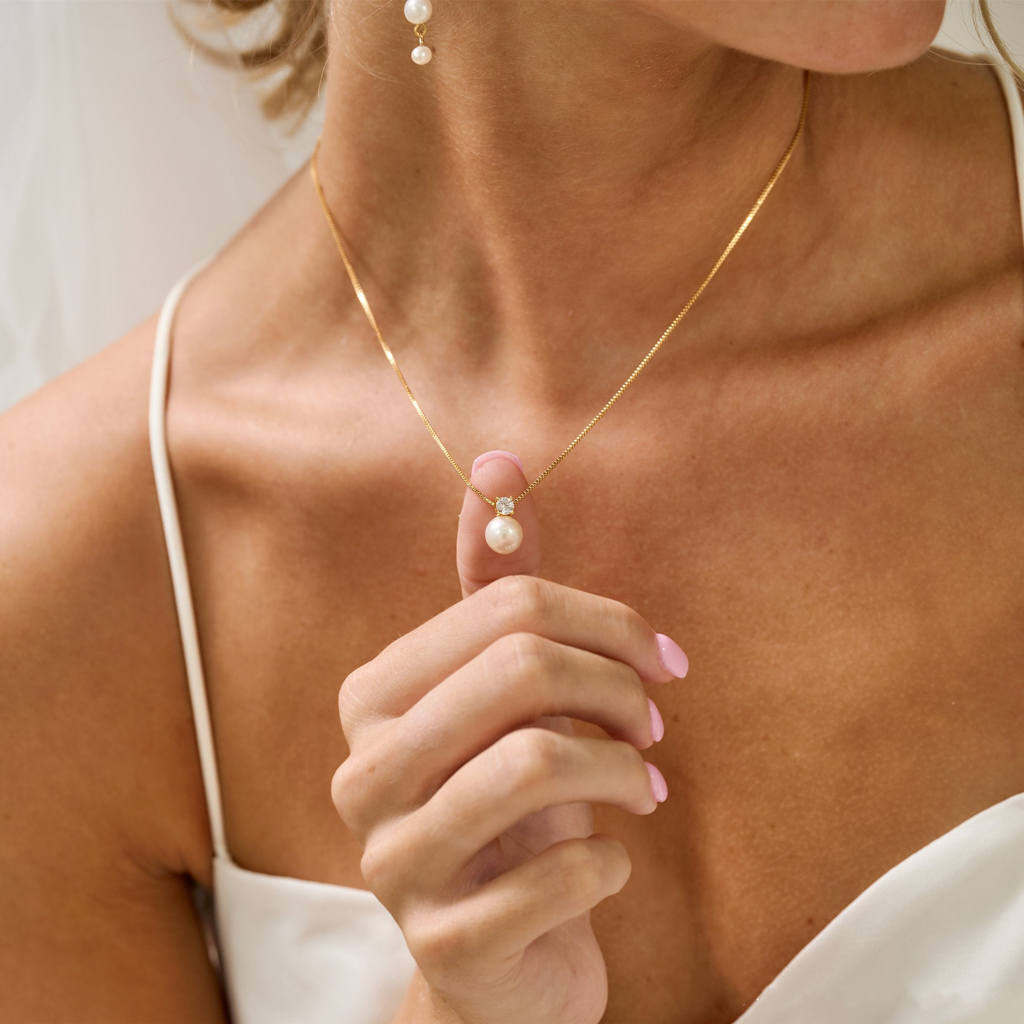 925 Sterling Silver Diamond & Pearl Necklace