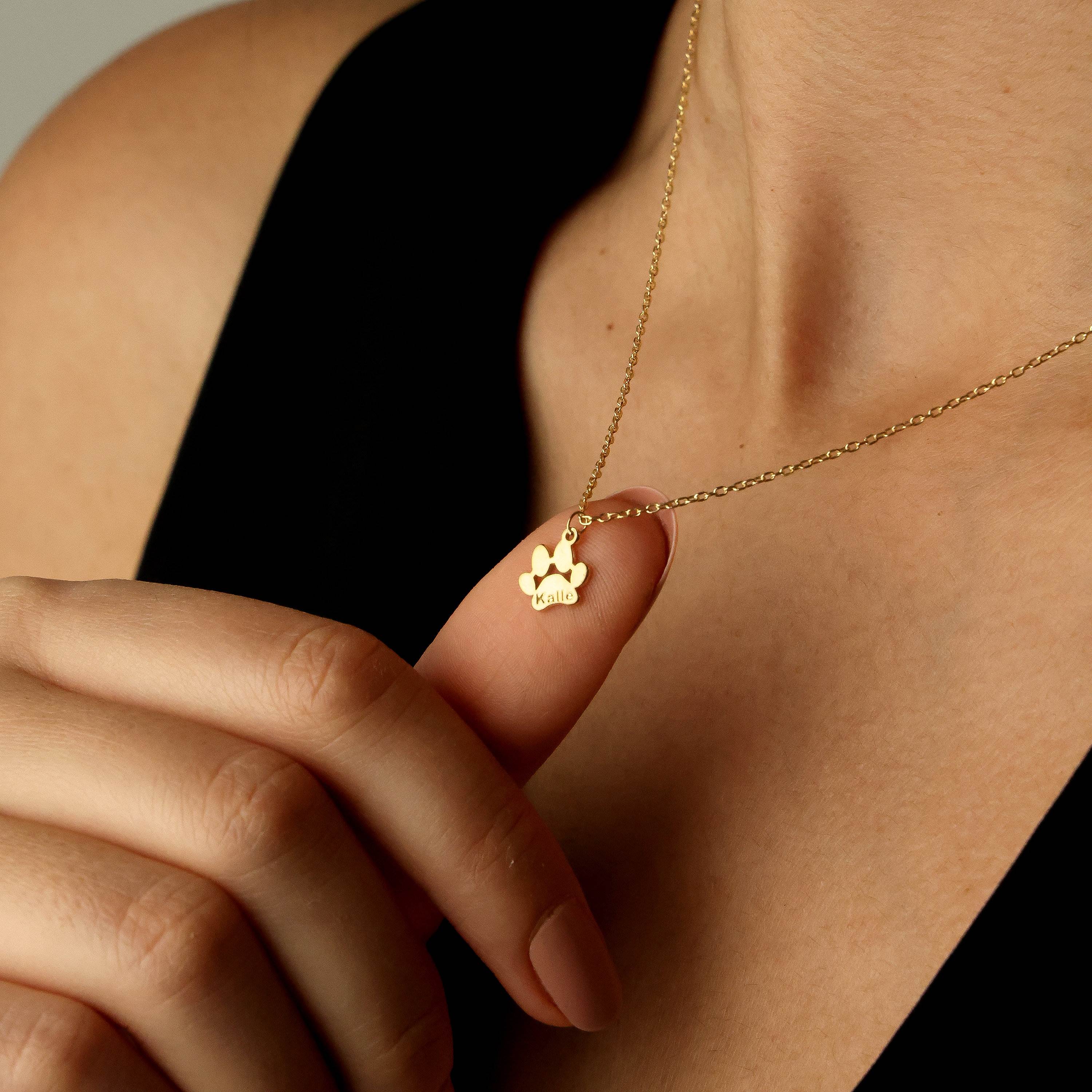 Paw Print with Name Necklace Paw Print with Name Necklace