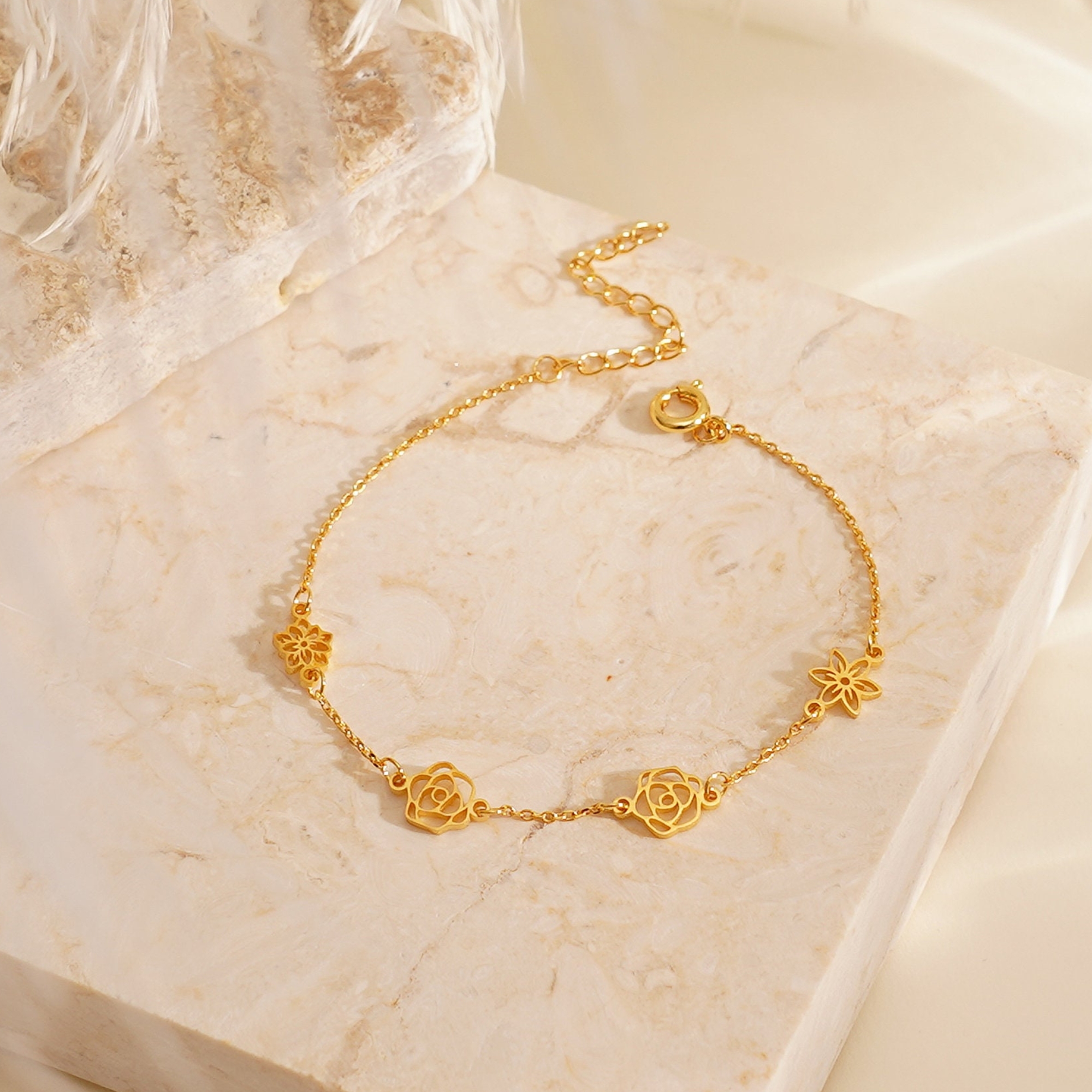 Personalized Birth Flower Bracelet