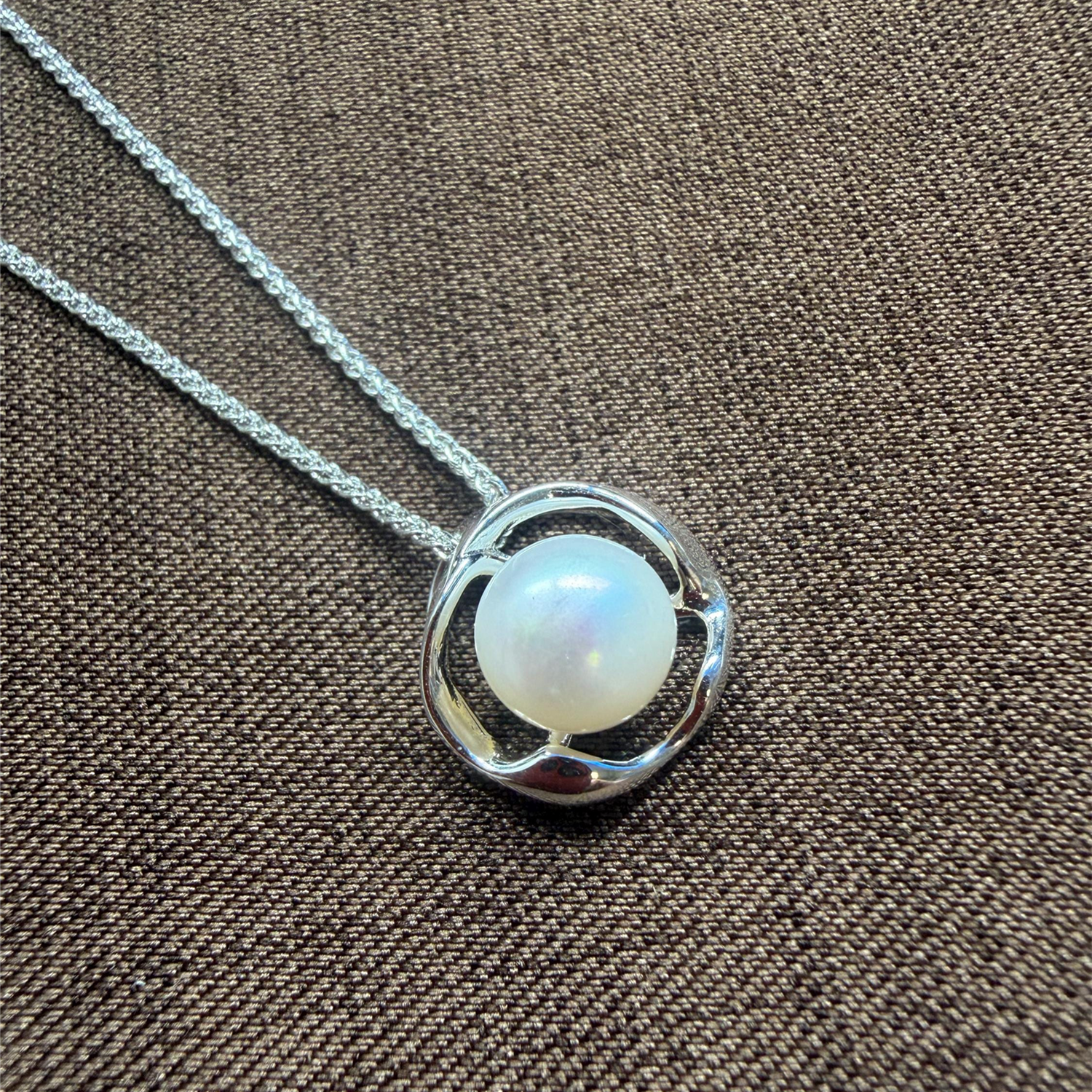 Pearl Bloom Necklace
