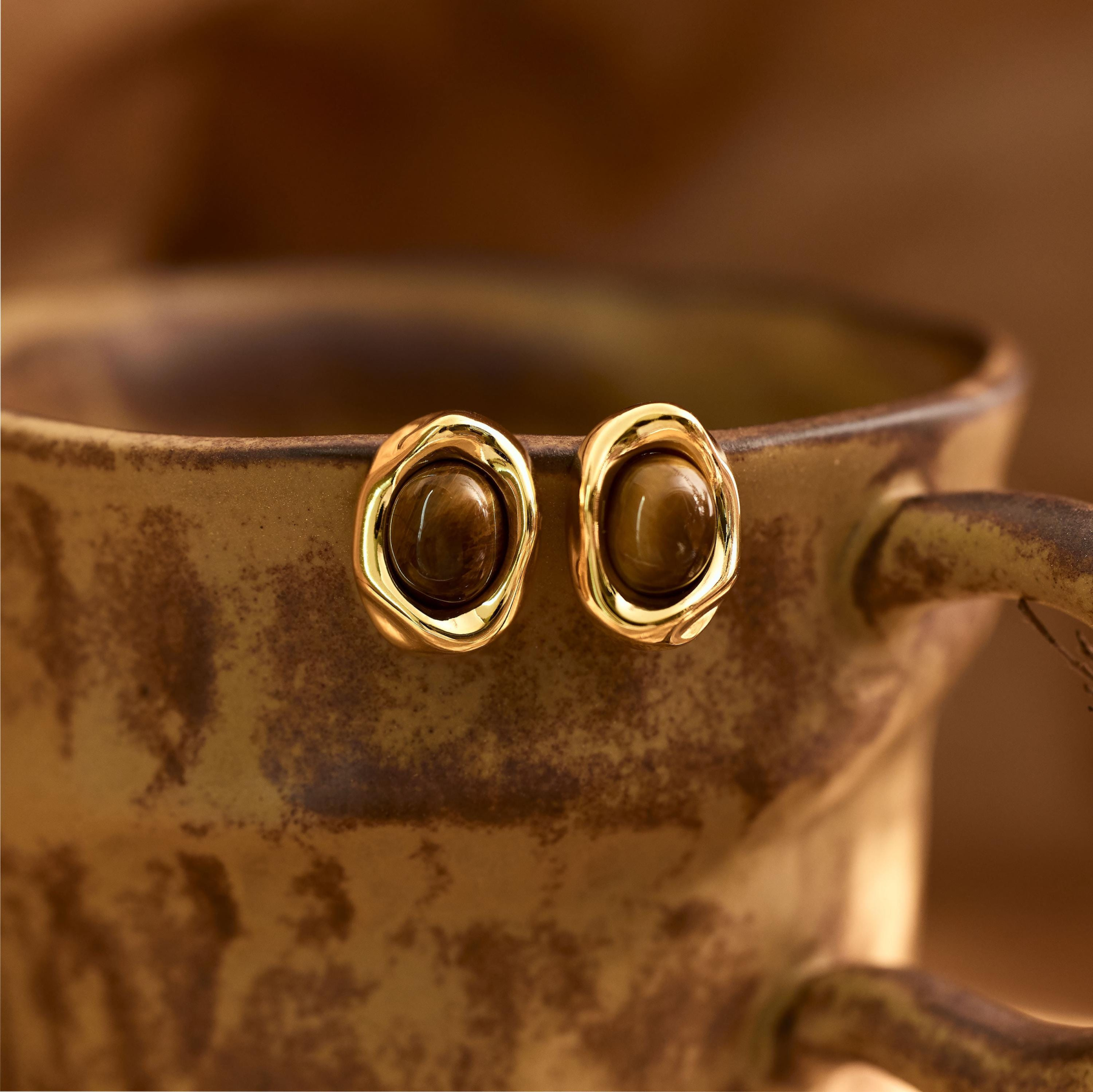 Tiger Eye Stud Earrings — Warm Vintage Glow