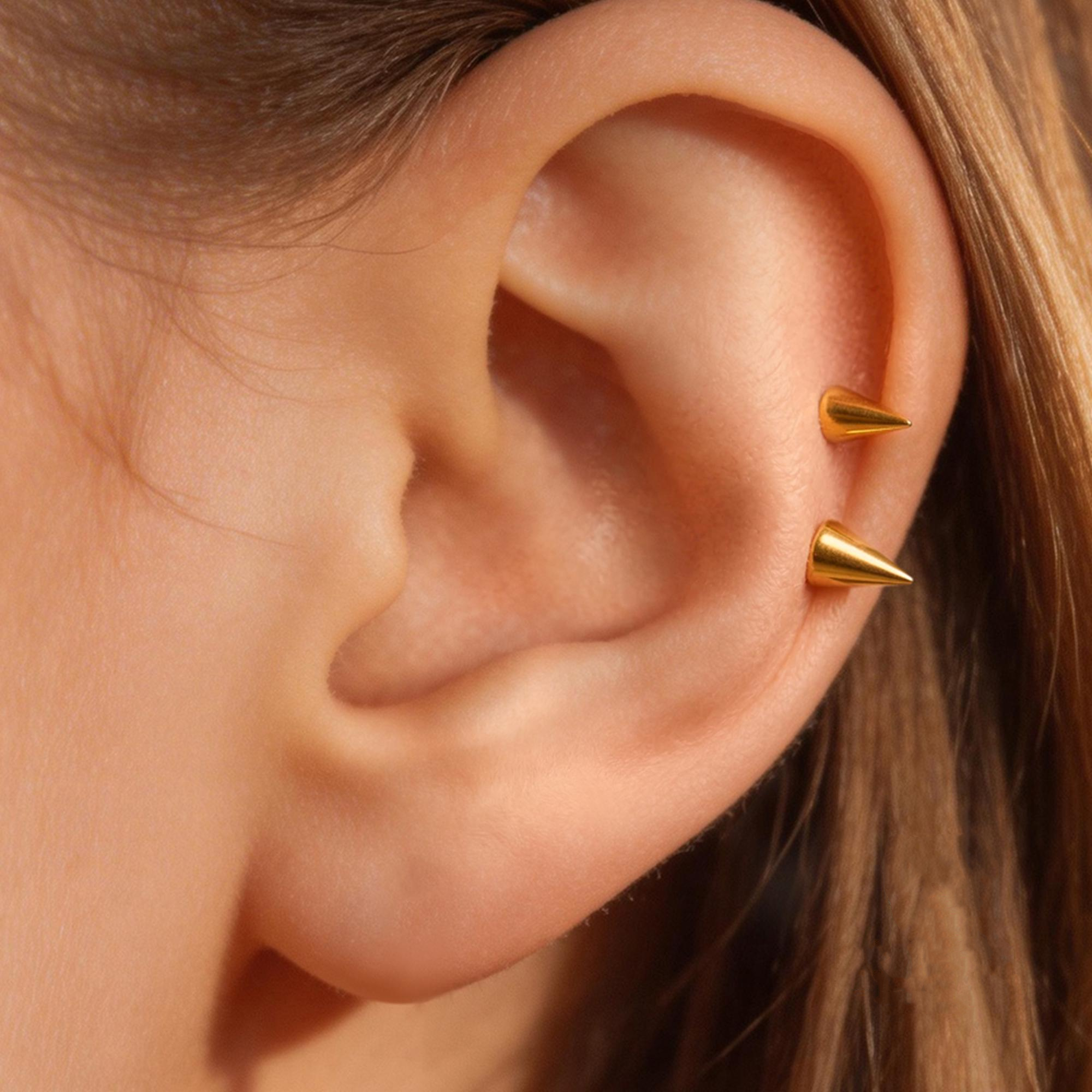 Spike Vertical Stud Earrings — Sharp Lines, Quiet Attitude