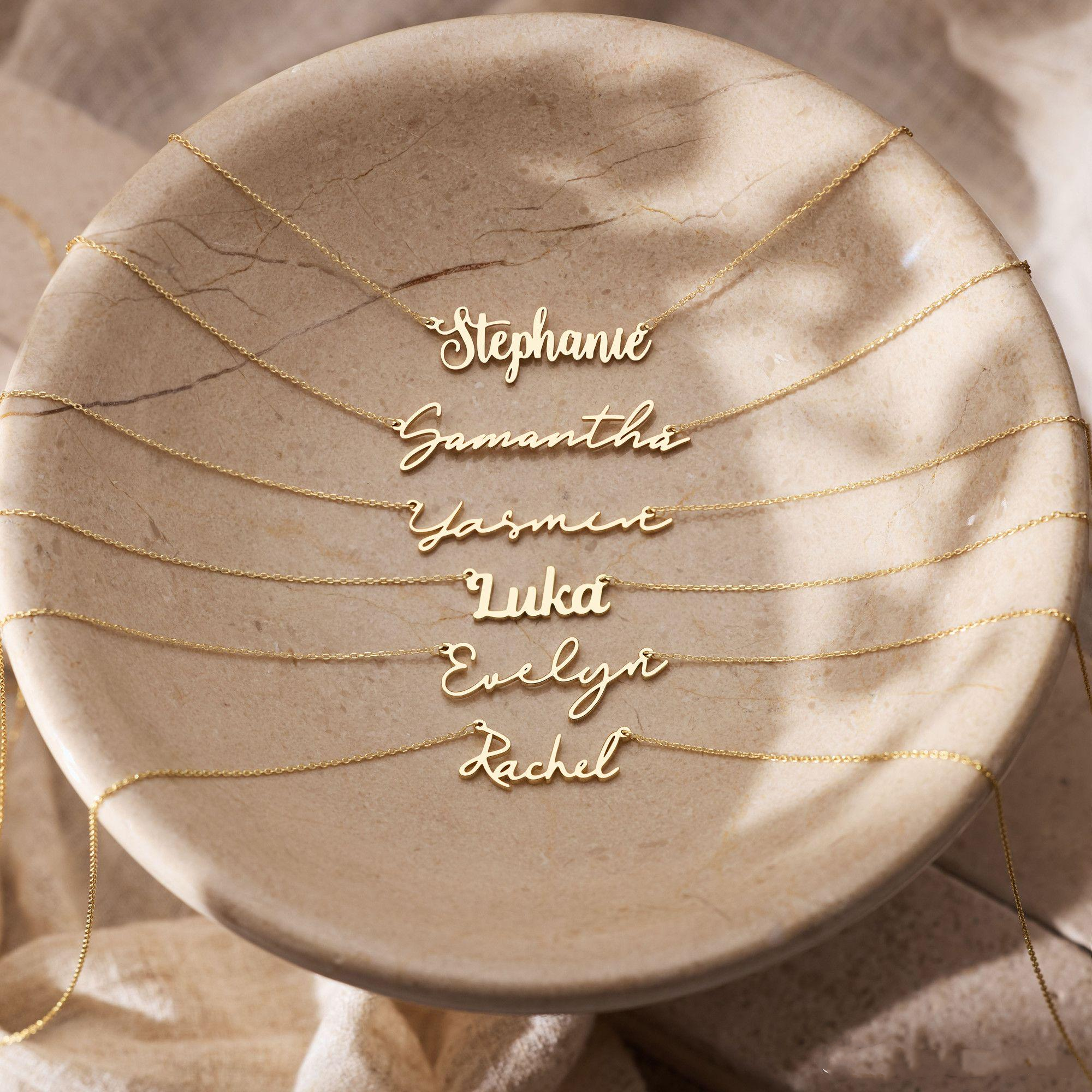 Personalized Minimalist Name Necklace