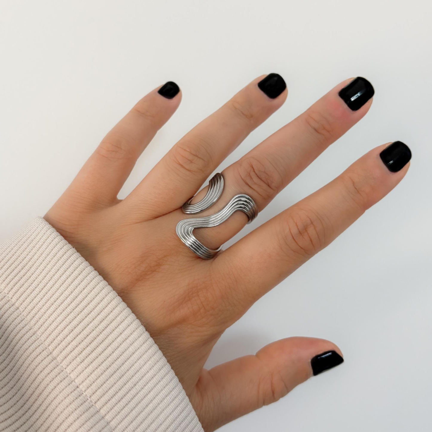 Thick Wave Ring