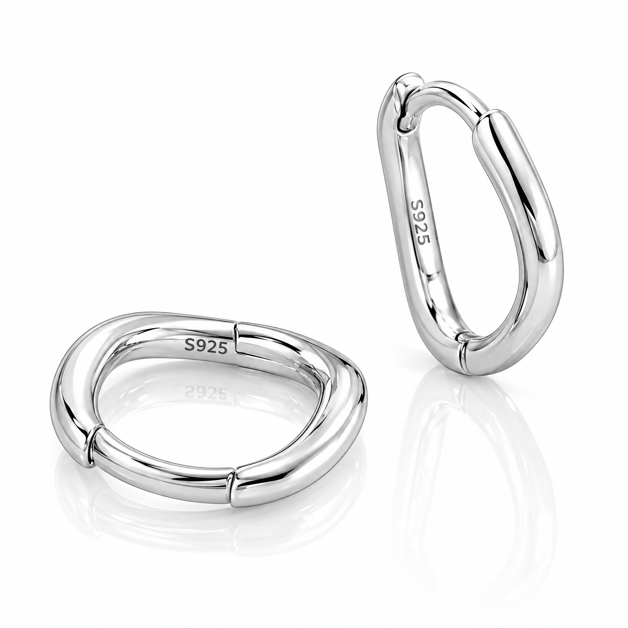 Twisted Hoop Earrings — Soft Curves, Everyday Shine