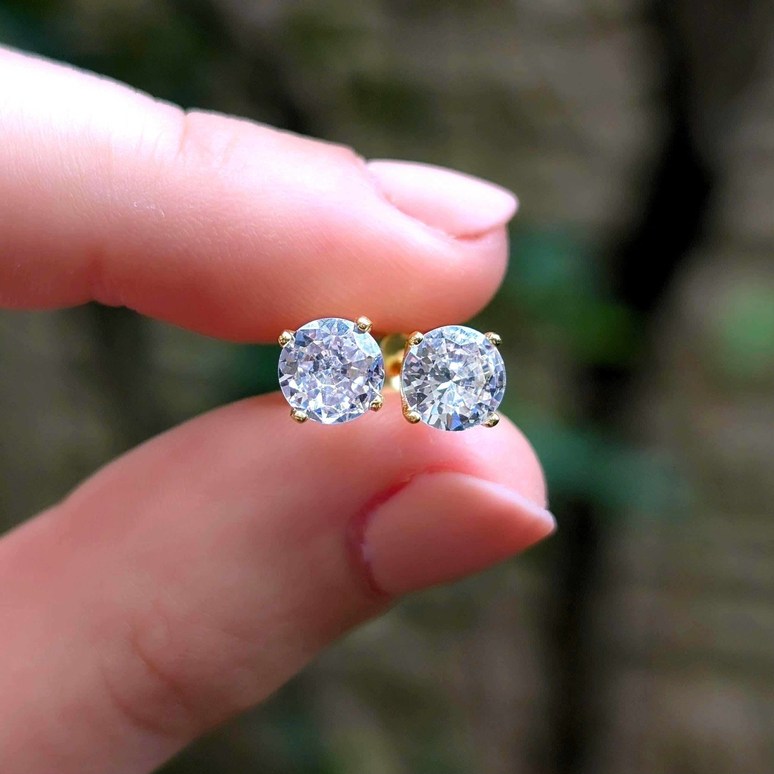 Classic Moissanite Stud Earring