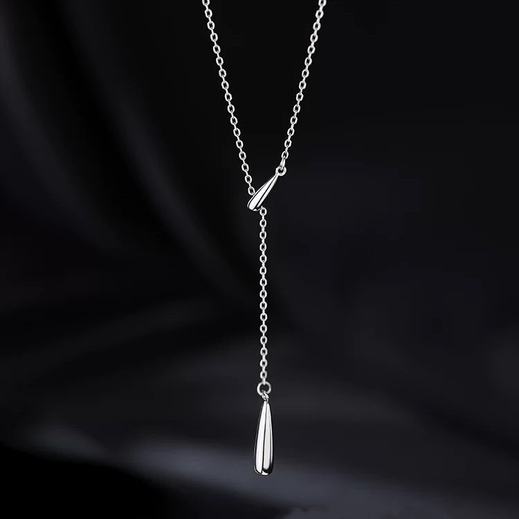 Minimalist Teardrop Lariat Necklace