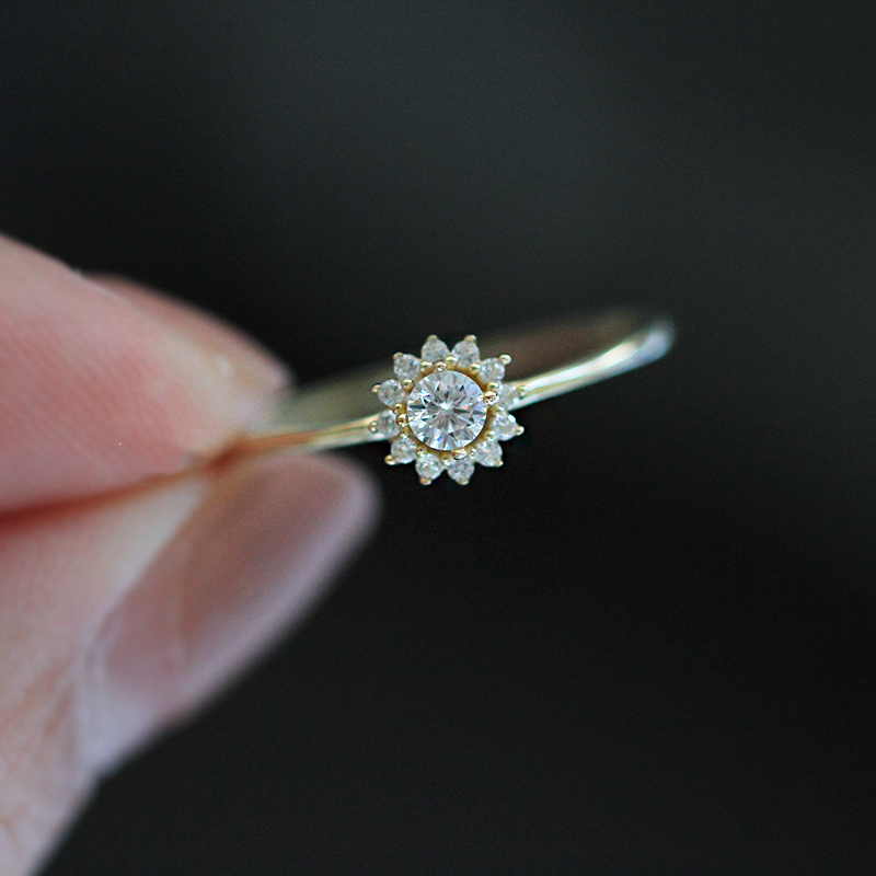Vintage Bloom Diamond Ring