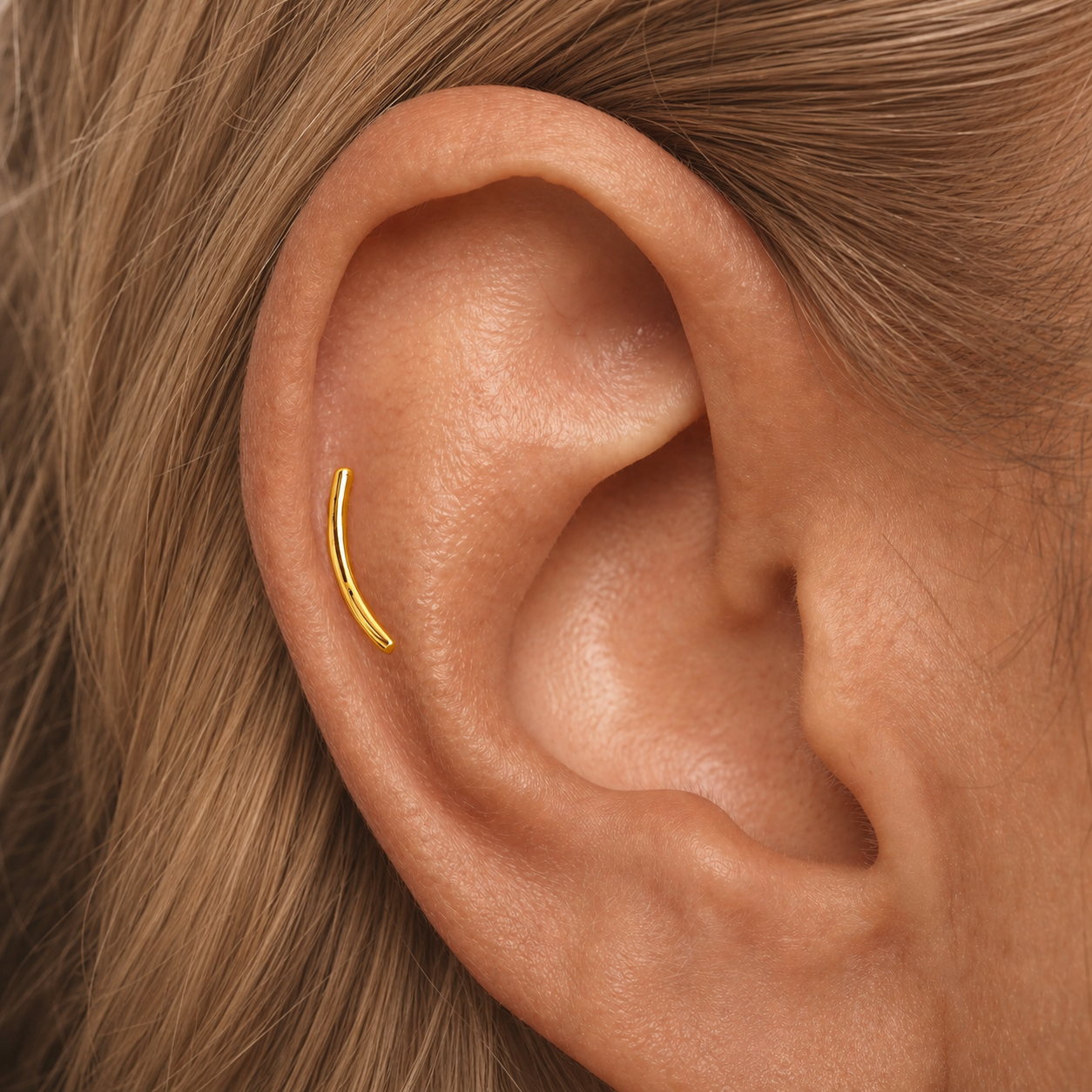 Curved Bar Stud Earrings — A Clean Line of Everyday Shine