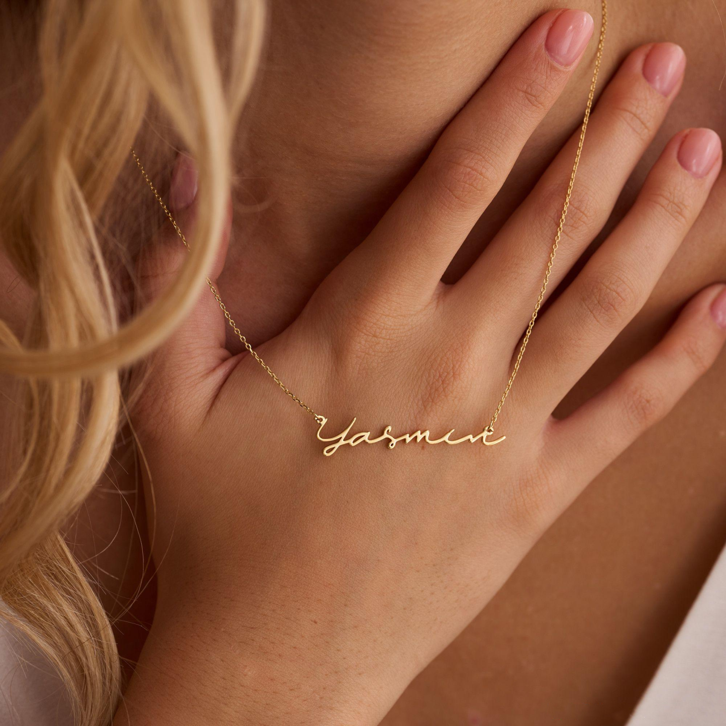 Personalized Minimalist Name Necklace