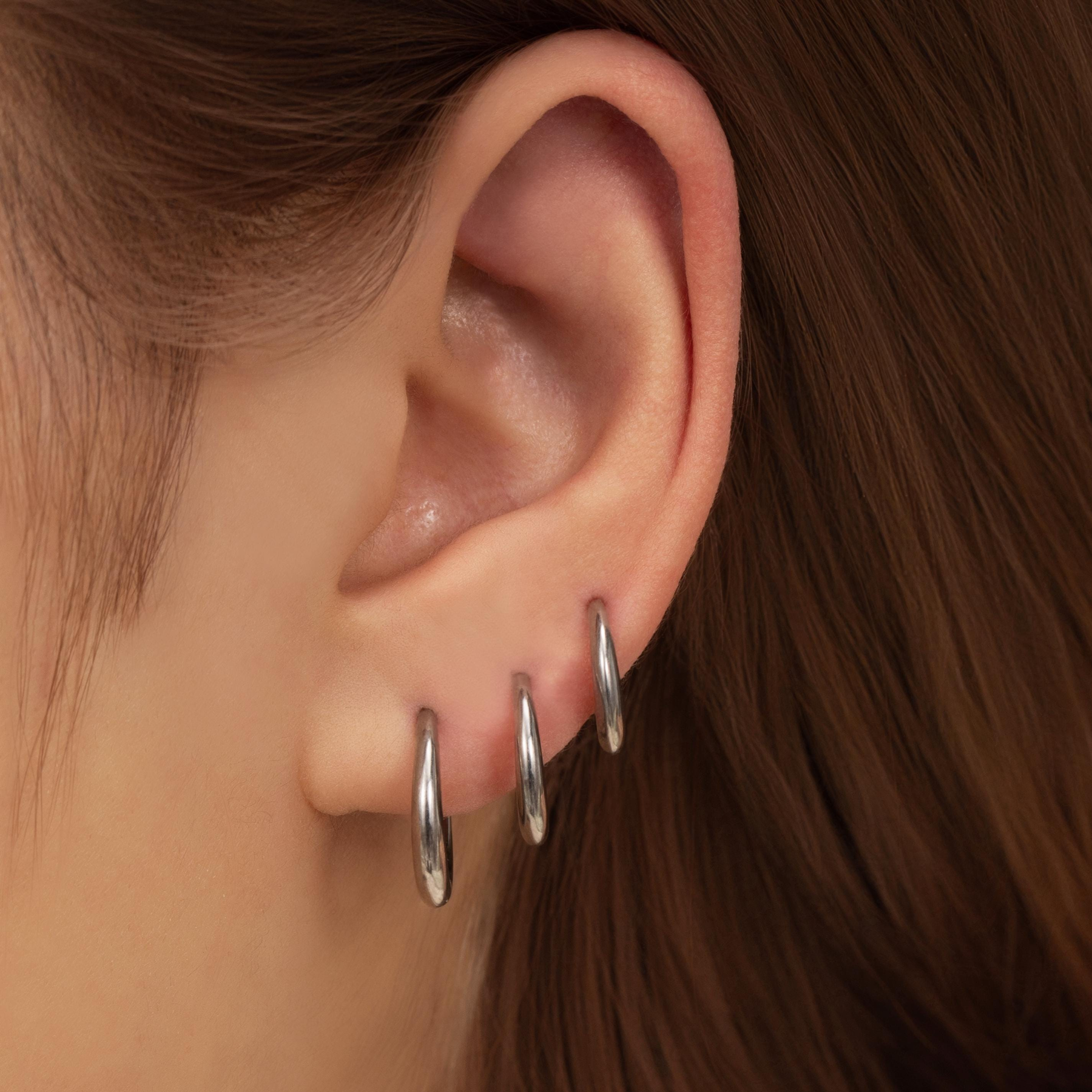 Chunky Seamless Hinged Hoop Earring